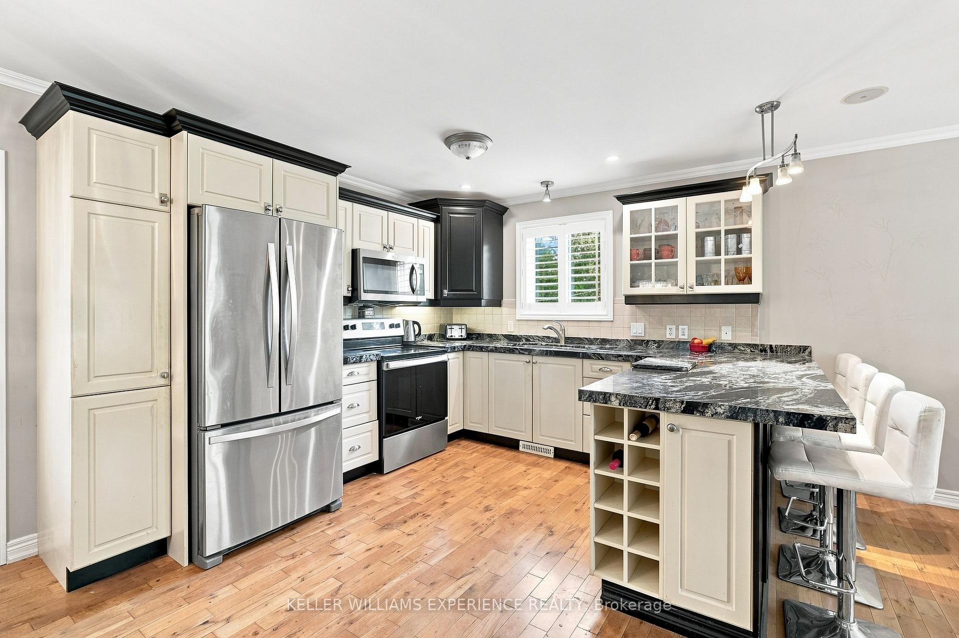 Photo 7 of 2438 Amigo Drive, Severn, West Shore — HOMEH