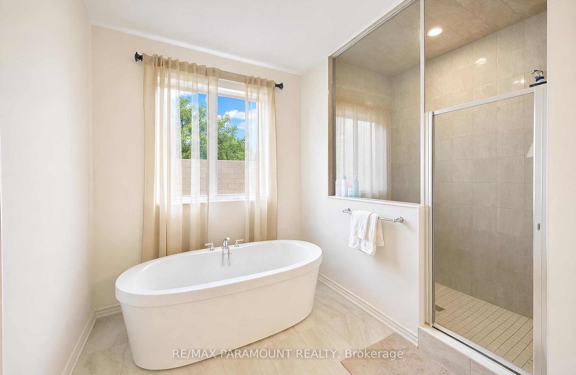 Photo 26 of 1 Sparrow Way, Adjala-Tosorontio, Colgan — HOMEH