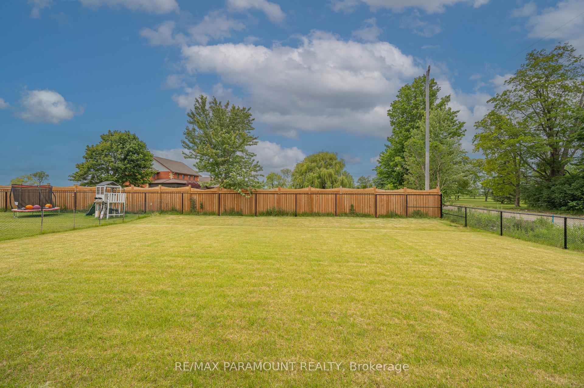 Photo 38 of 1 Sparrow Way, Adjala-Tosorontio, Colgan — HOMEH