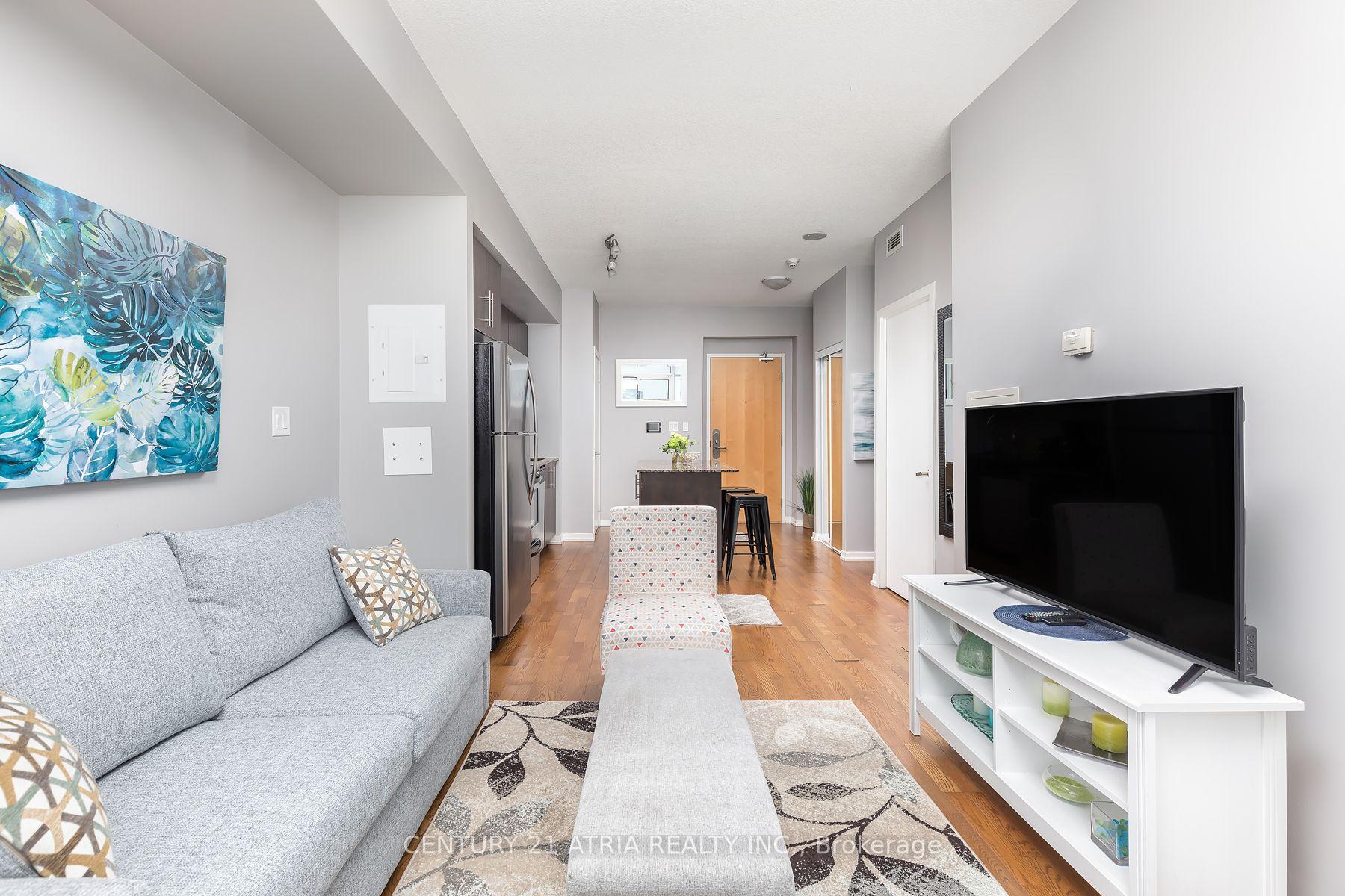 Photo 4 of Unit 3809, 65 Bremner Boulevard, Toronto, Waterfront Communities — HOMEH