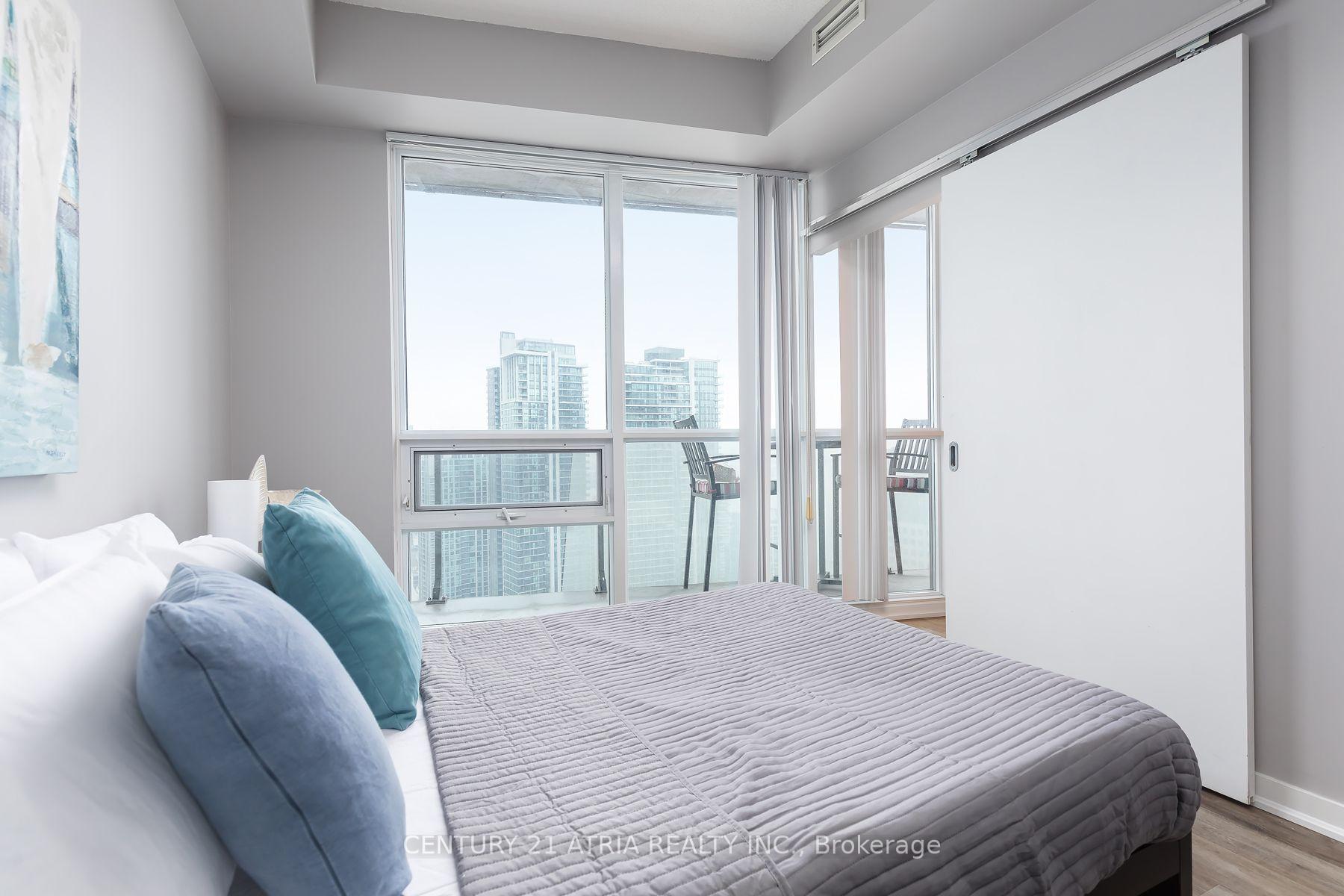 Photo 7 of Unit 3809, 65 Bremner Boulevard, Toronto, Waterfront Communities — HOMEH