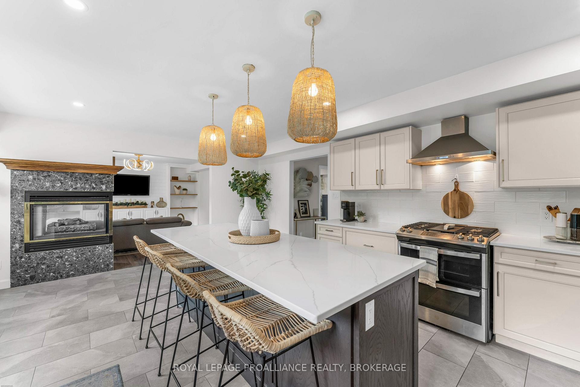 Photo 13 of 1901 Sydenham Road, Kingston, City North of 401 — HOMEH