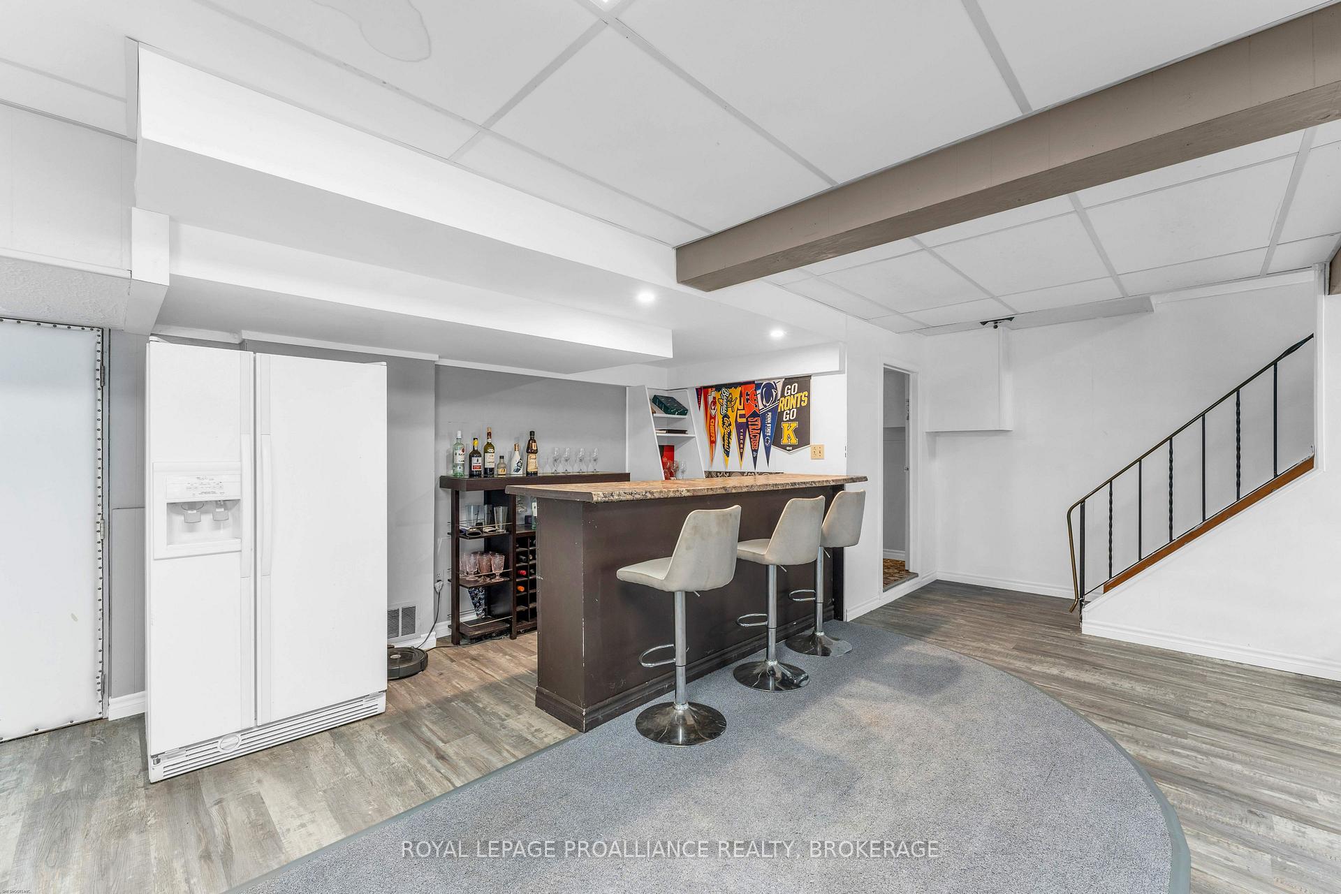 Photo 32 of 1901 Sydenham Road, Kingston, City North of 401 — HOMEH