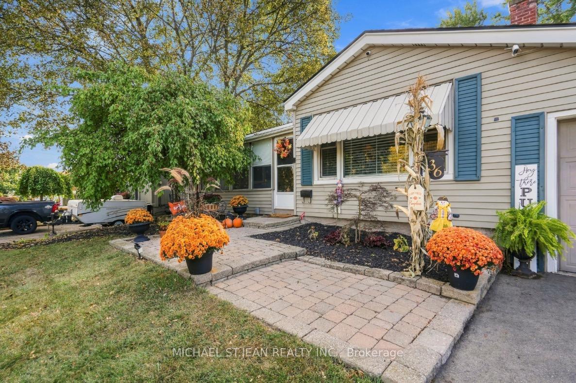 Photo 4 of 36 Pottruff Road, Hamilton, Kentley — HOMEH