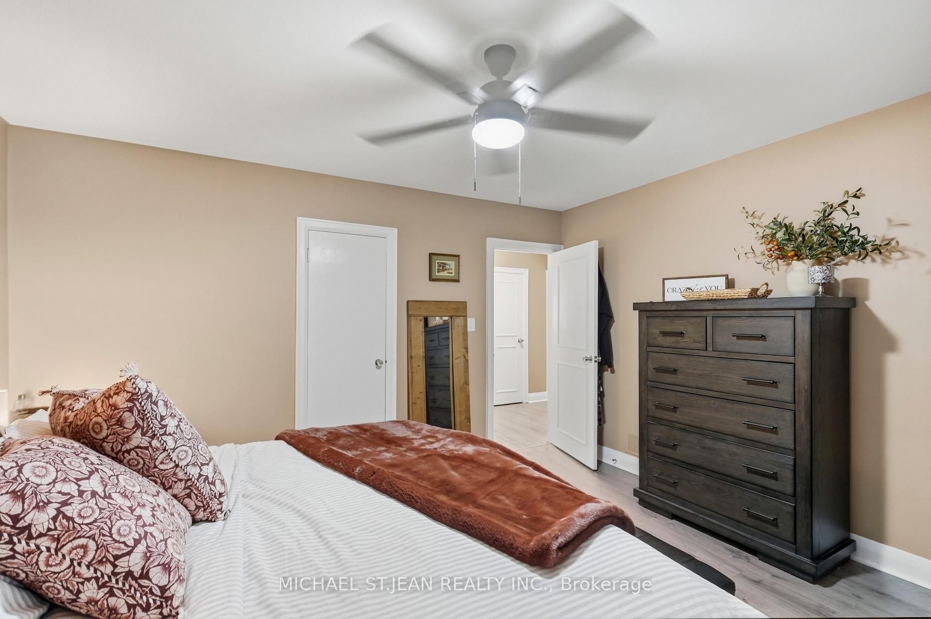 Photo 20 of 36 Pottruff Road, Hamilton, Kentley — HOMEH