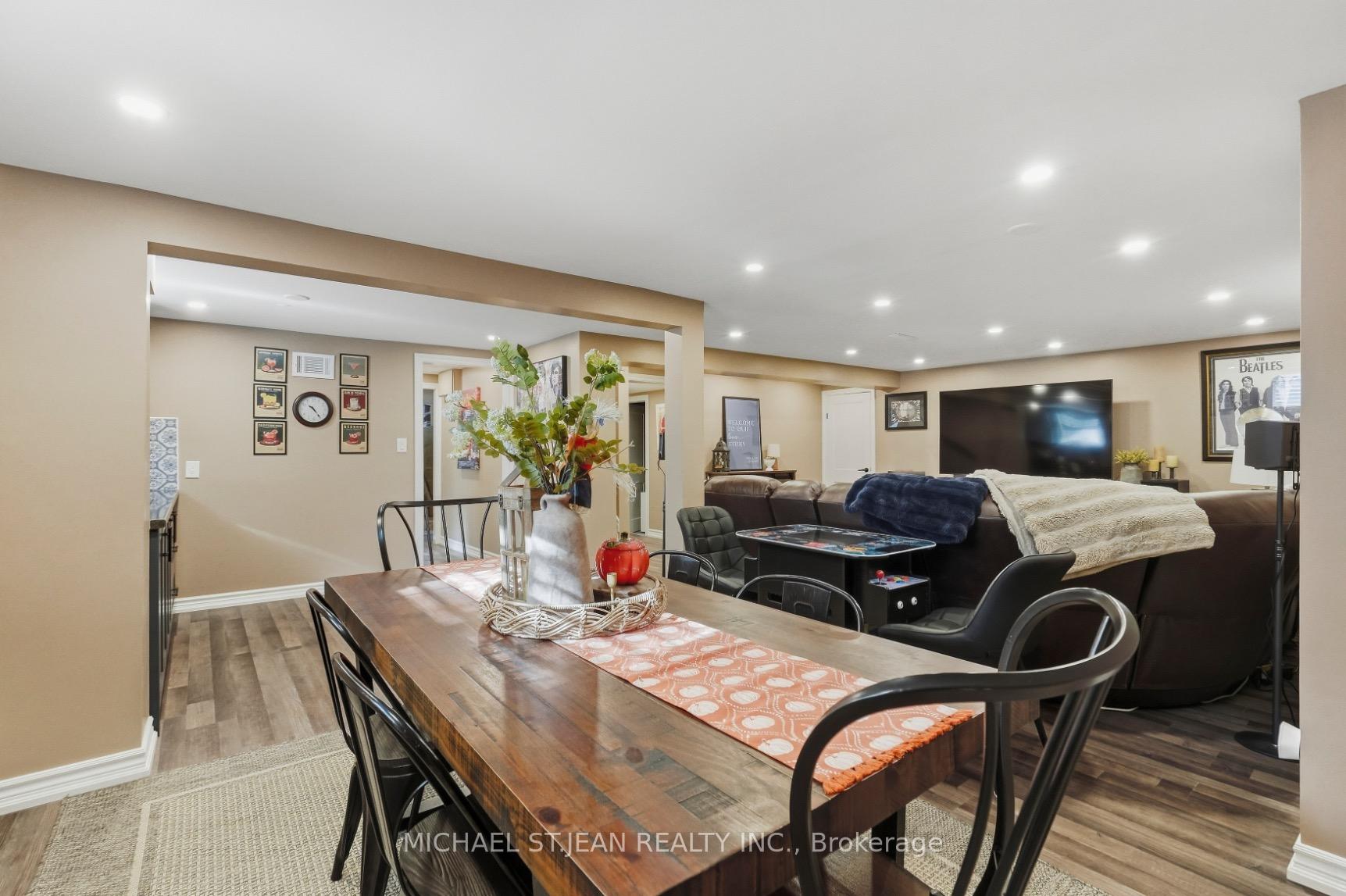 Photo 26 of 36 Pottruff Road, Hamilton, Kentley — HOMEH