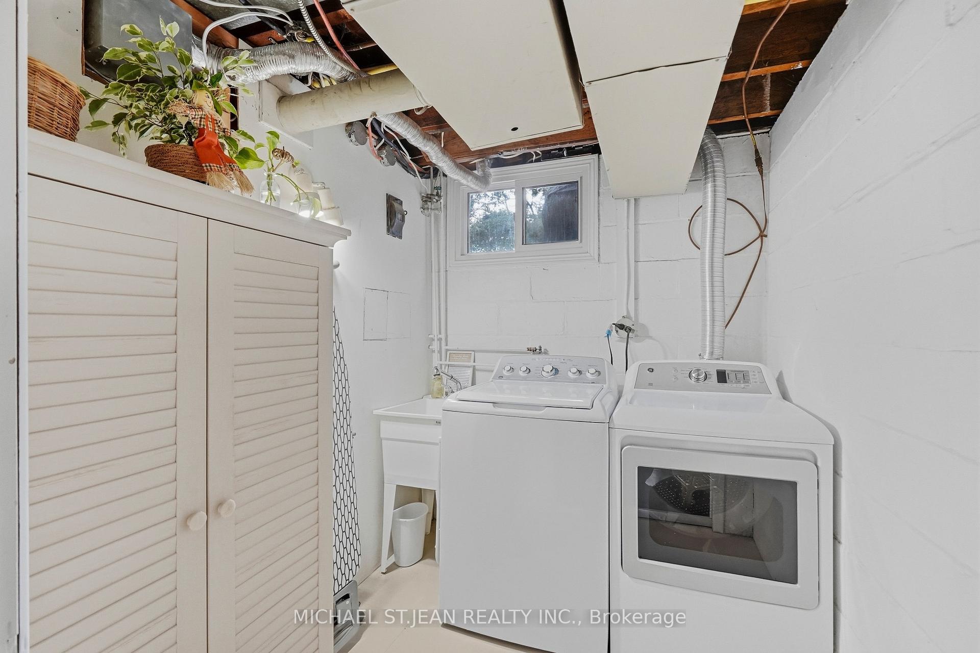 Photo 30 of 36 Pottruff Road, Hamilton, Kentley — HOMEH