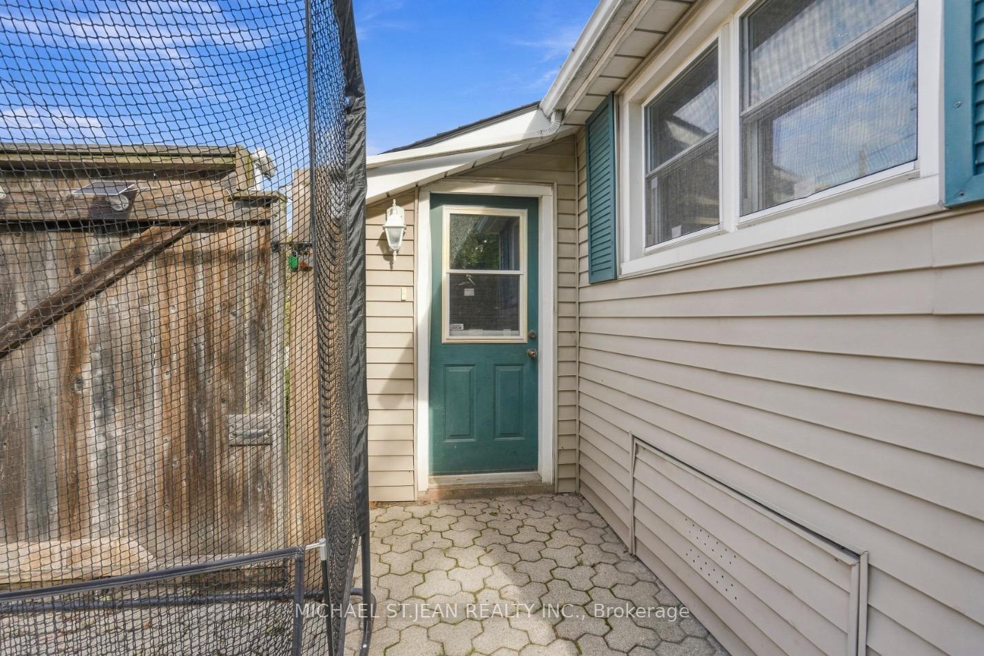 Photo 31 of 36 Pottruff Road, Hamilton, Kentley — HOMEH