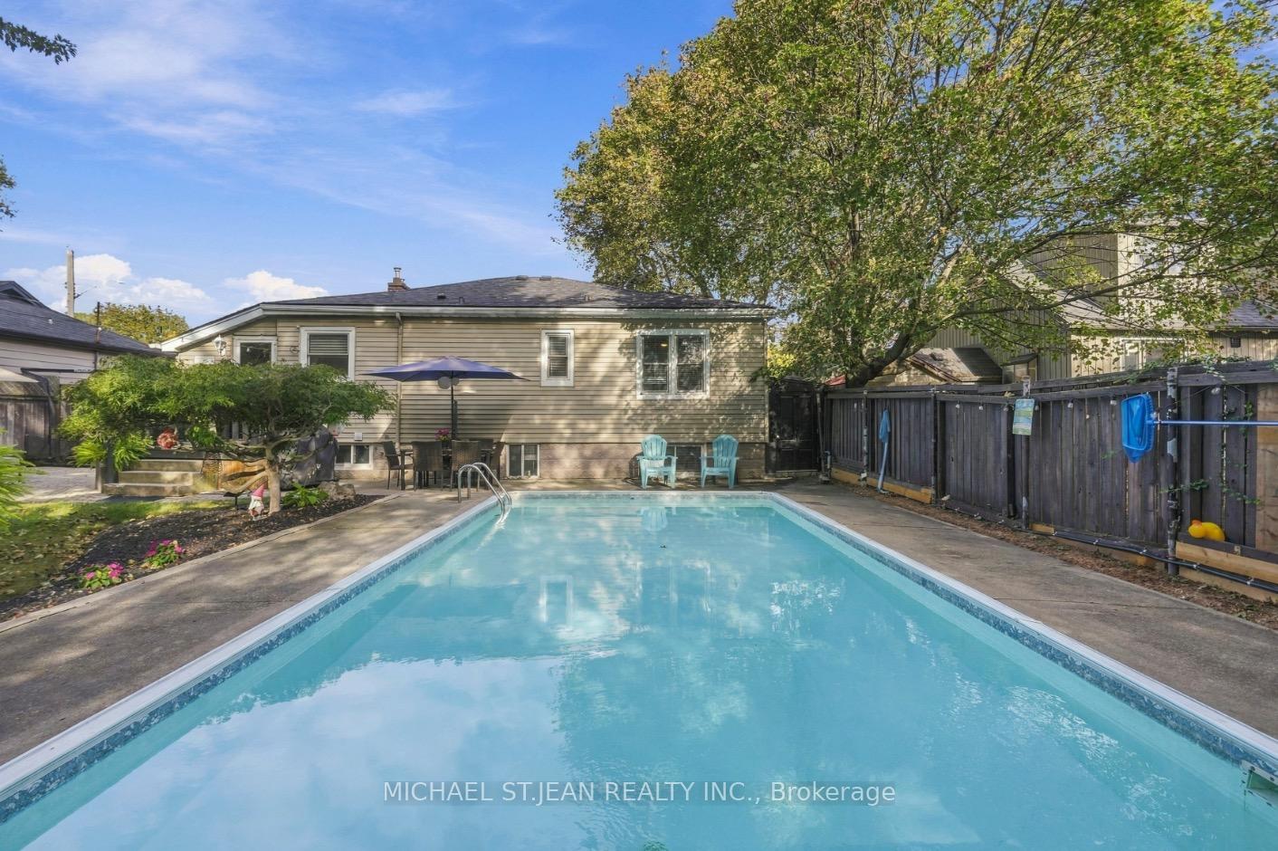 Photo 39 of 36 Pottruff Road, Hamilton, Kentley — HOMEH