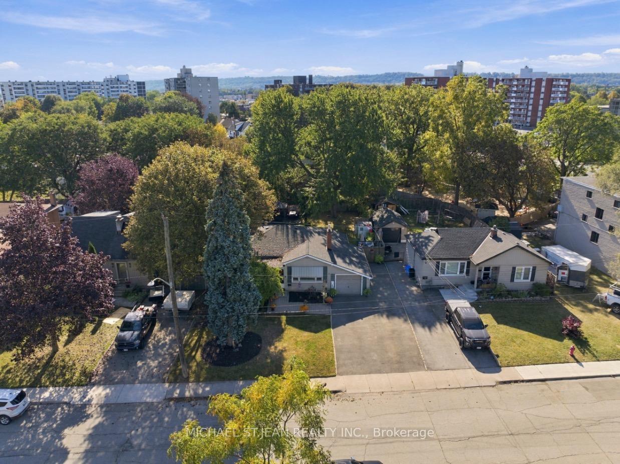 Photo 44 of 36 Pottruff Road, Hamilton, Kentley — HOMEH