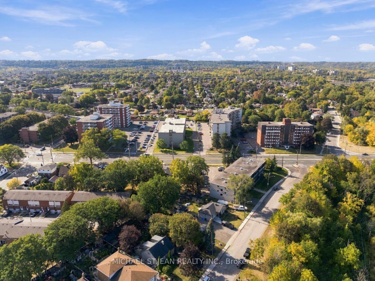 Photo 49 of 36 Pottruff Road, Hamilton, Kentley — HOMEH