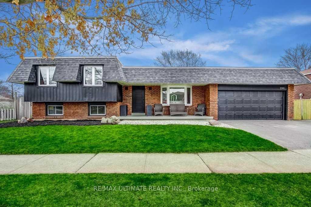Front of 2391 Wyandotte Drive