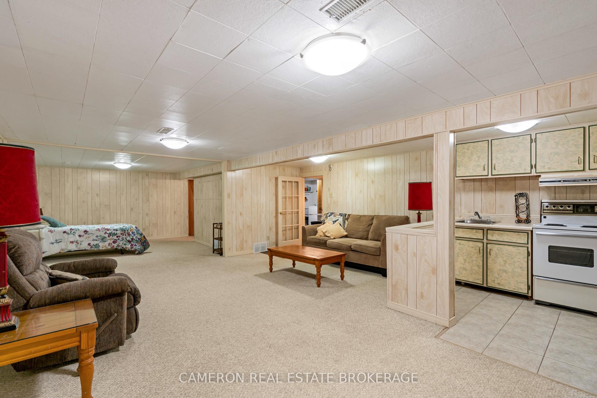 Photo 16 of 421 Beach Avenue, Cornwall, Cornwall — HOMEH
