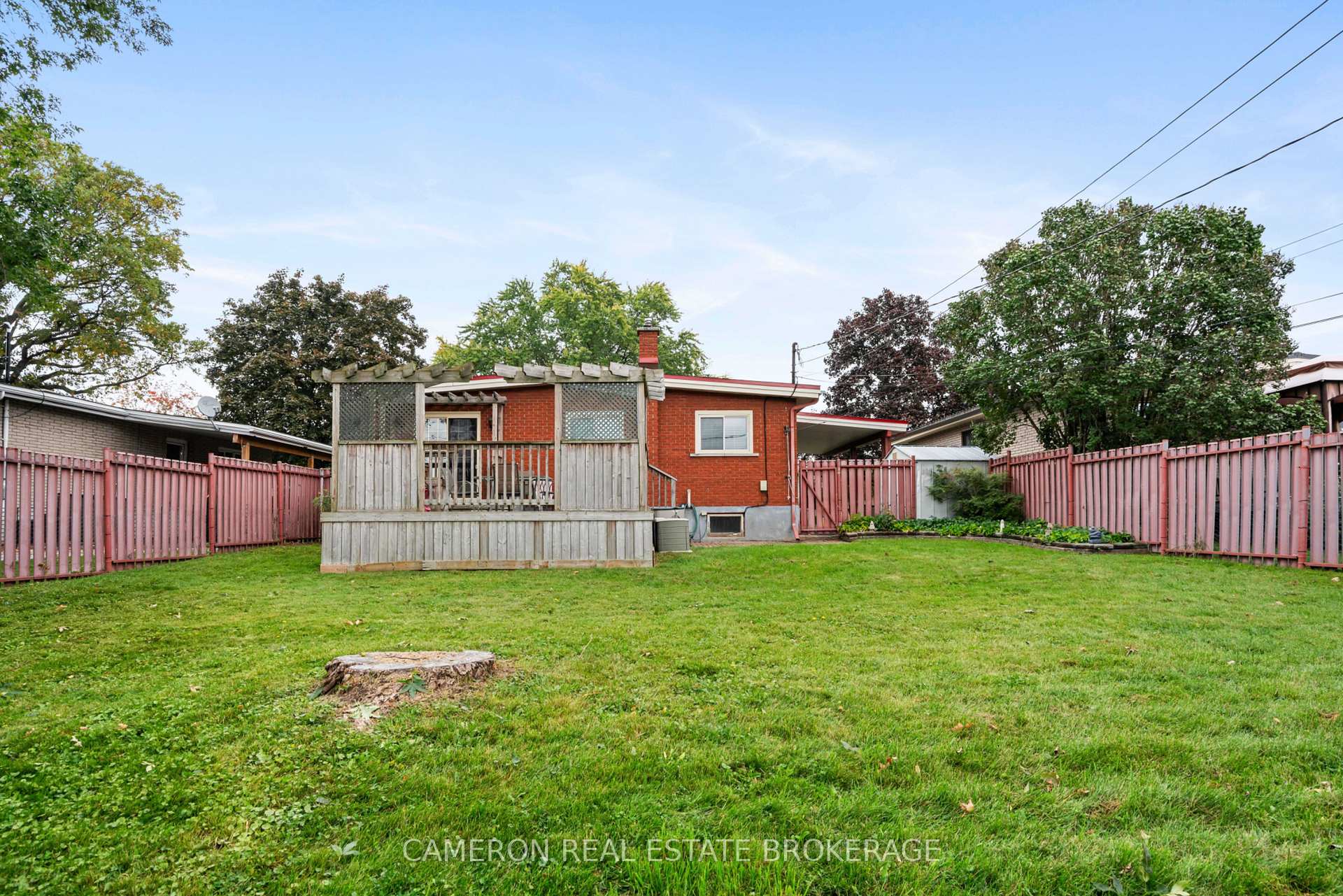 Photo 25 of 421 Beach Avenue, Cornwall, Cornwall — HOMEH