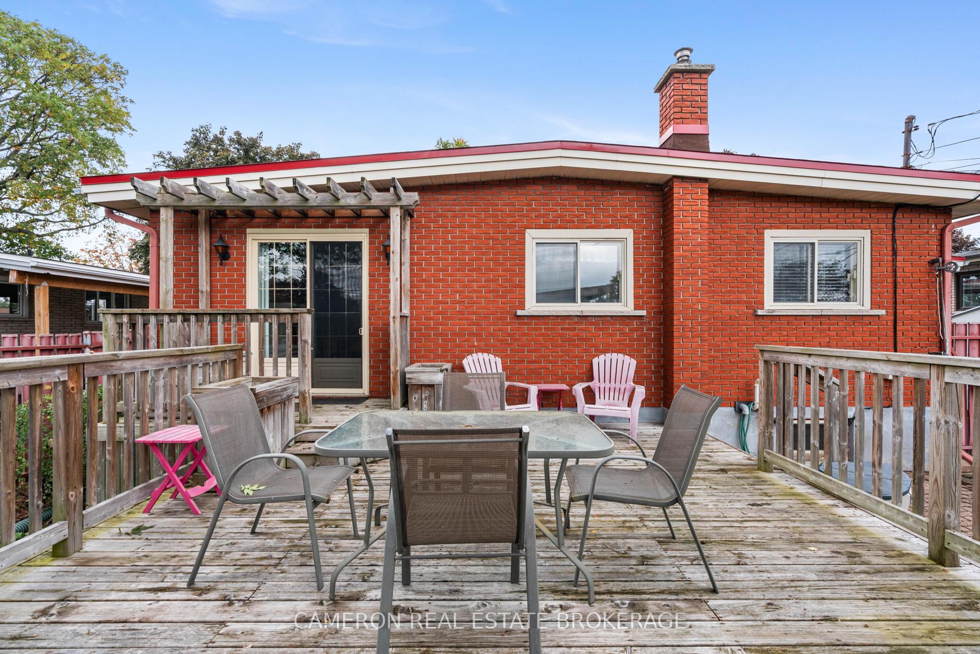 Photo 26 of 421 Beach Avenue, Cornwall, Cornwall — HOMEH