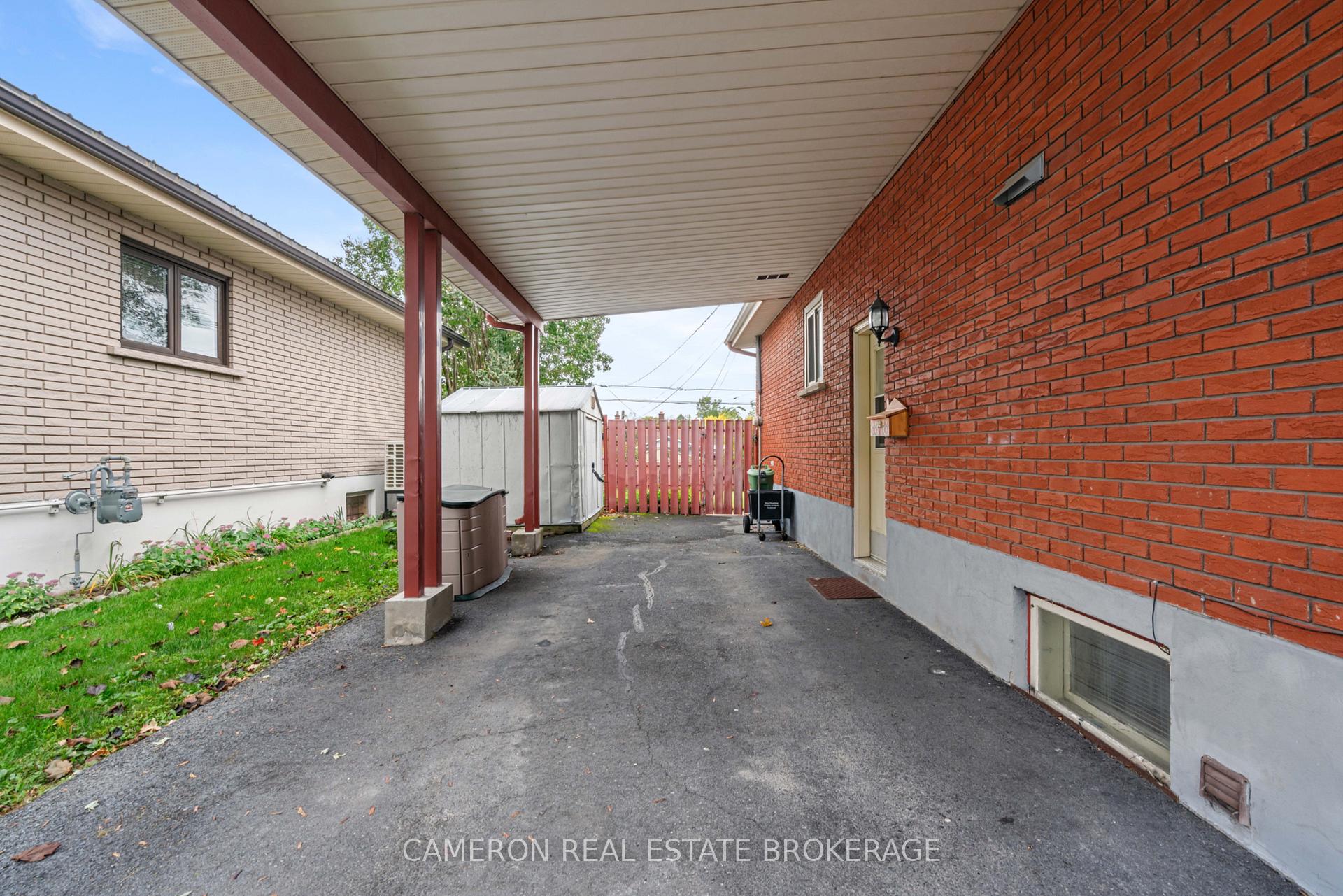 Photo 28 of 421 Beach Avenue, Cornwall, Cornwall — HOMEH