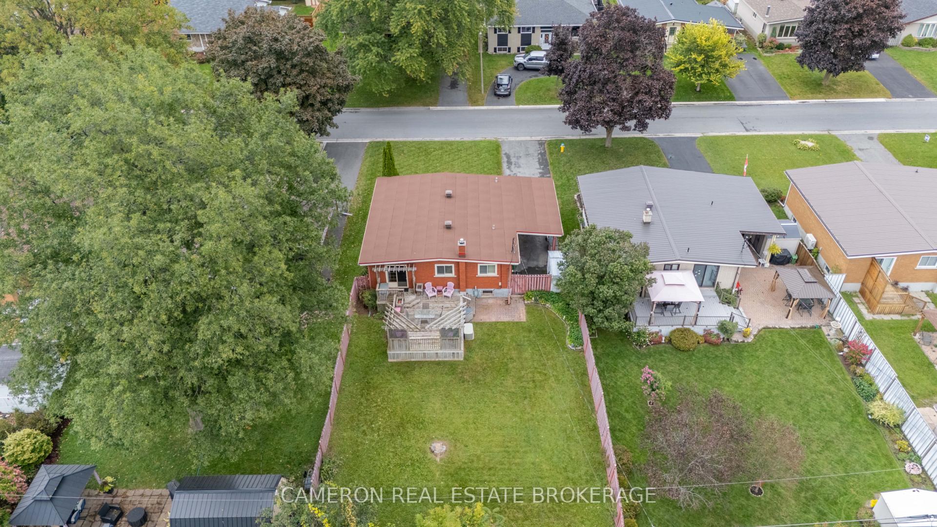 Photo 33 of 421 Beach Avenue, Cornwall, Cornwall — HOMEH