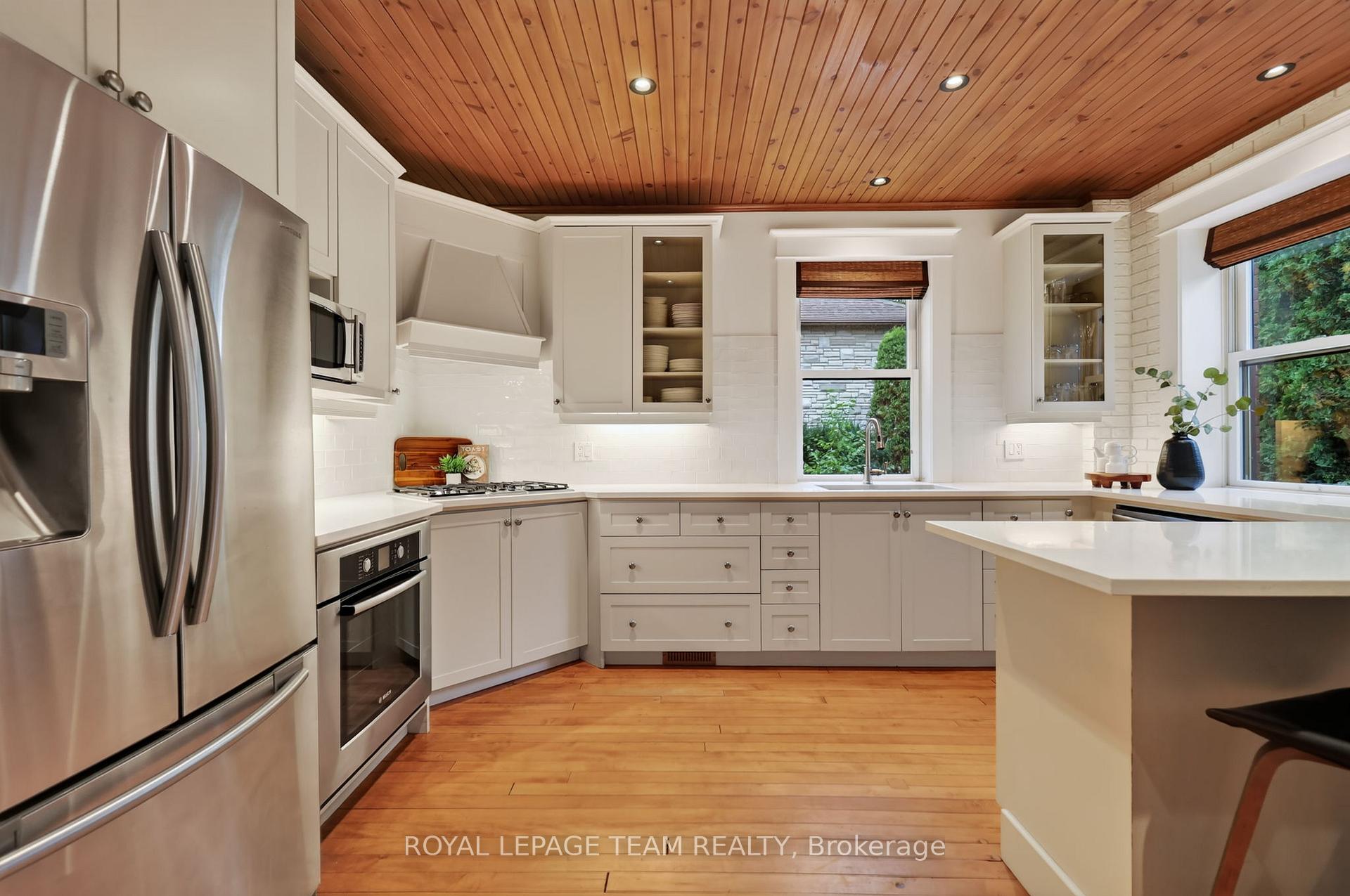 Photo 11 of 515 Broadview Avenue, Ottawa, McKellar/Highland — HOMEH