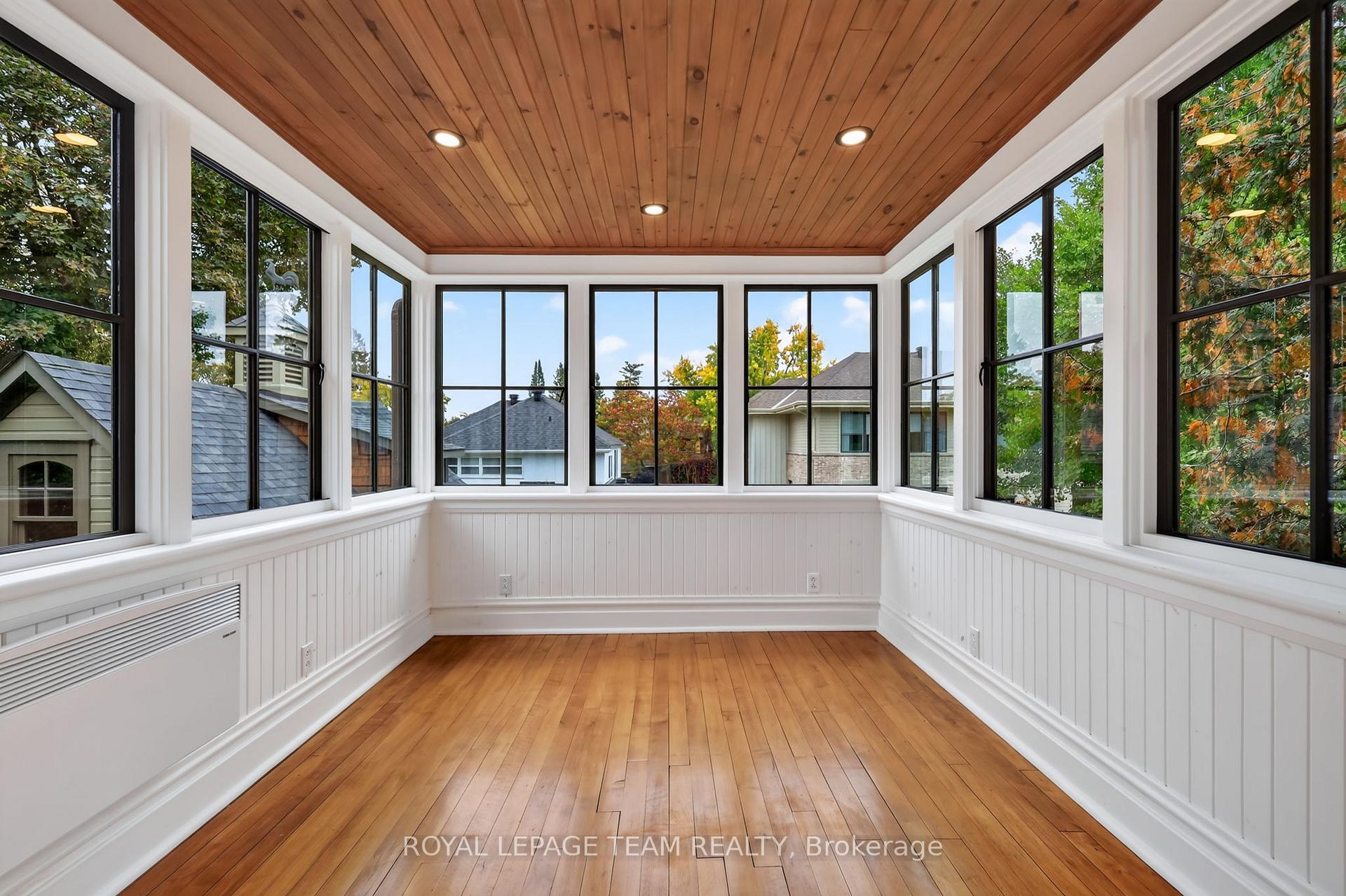 Photo 17 of 515 Broadview Avenue, Ottawa, McKellar/Highland — HOMEH