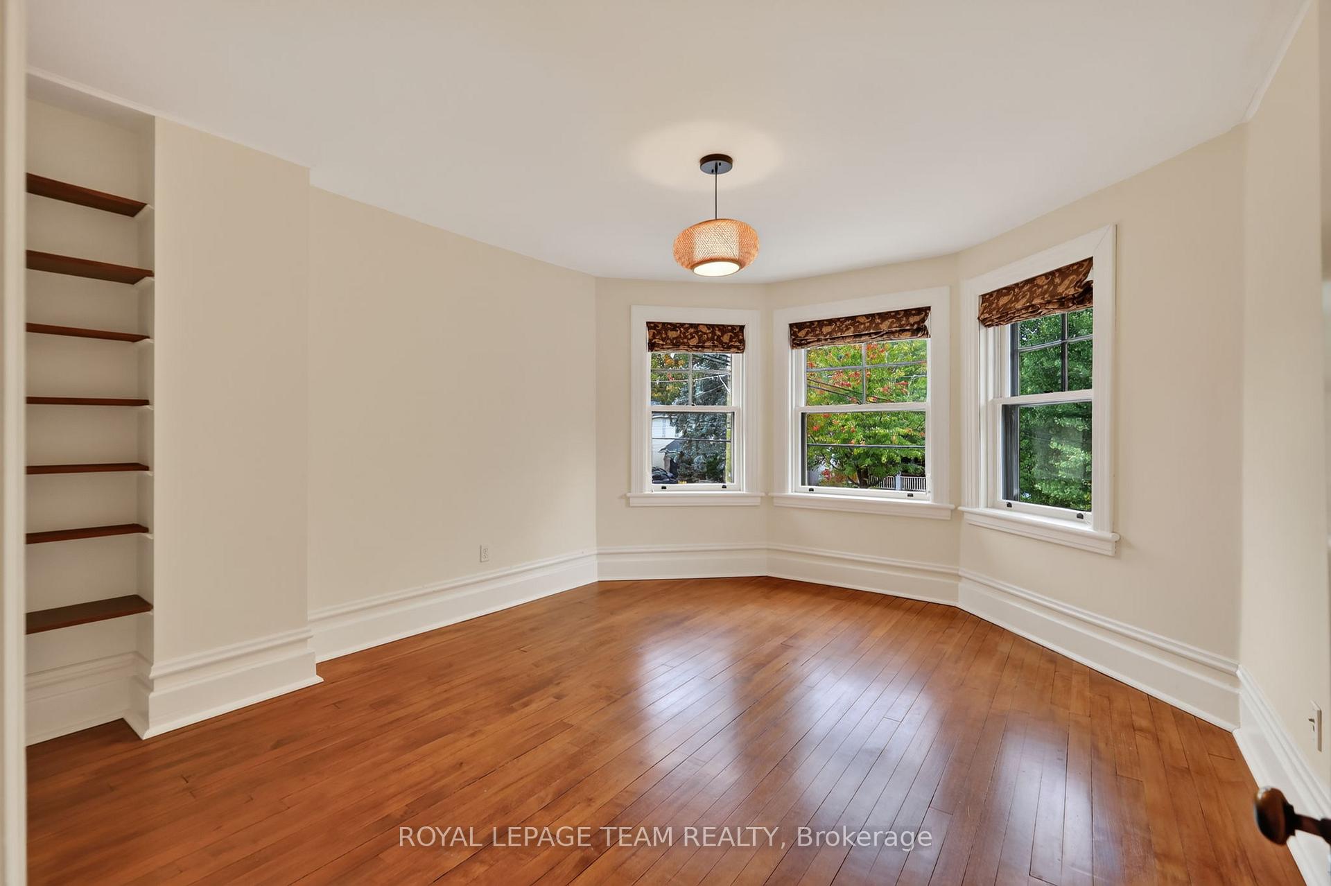 Photo 24 of 515 Broadview Avenue, Ottawa, McKellar/Highland — HOMEH