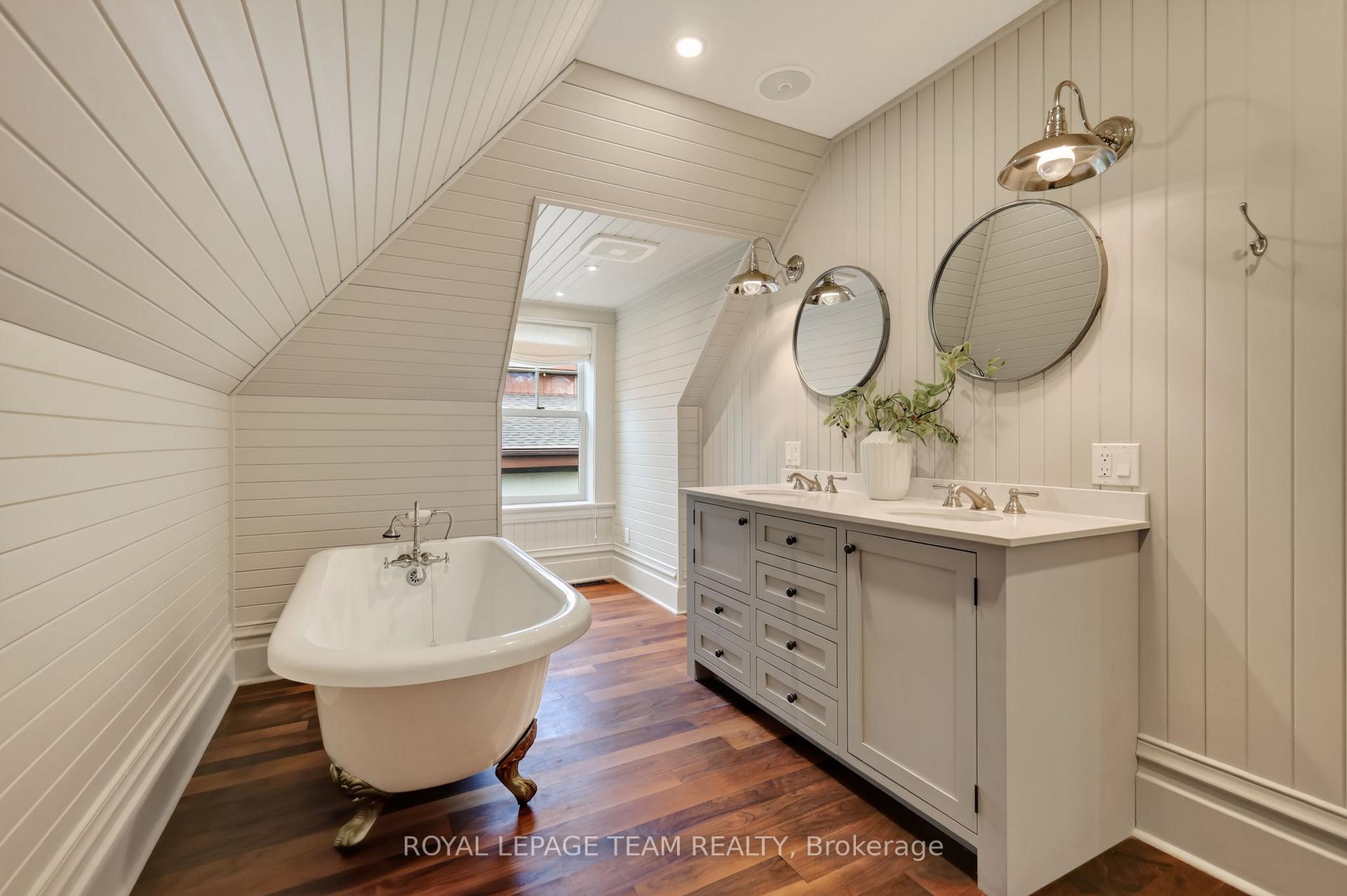 Photo 32 of 515 Broadview Avenue, Ottawa, McKellar/Highland — HOMEH