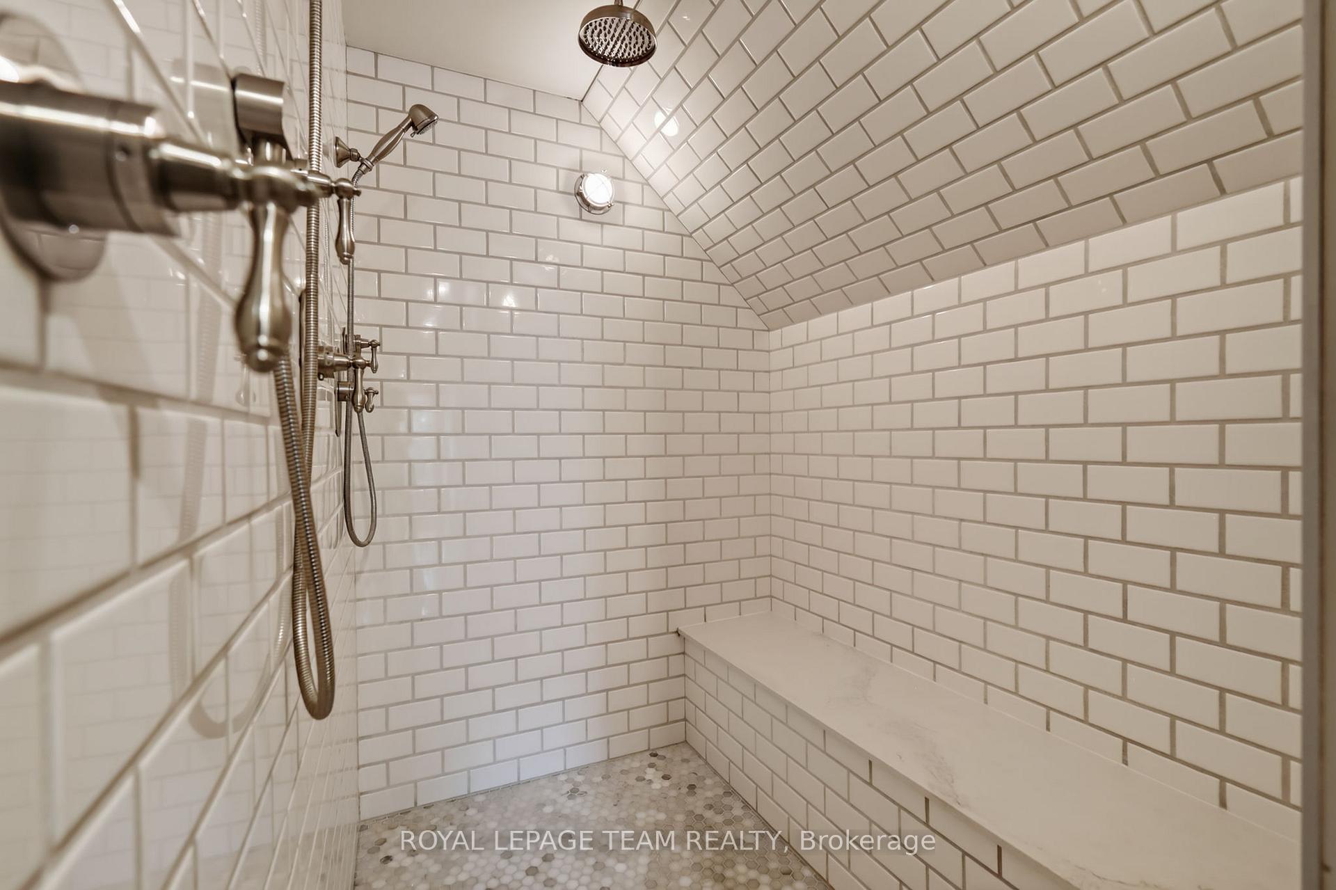 Photo 34 of 515 Broadview Avenue, Ottawa, McKellar/Highland — HOMEH