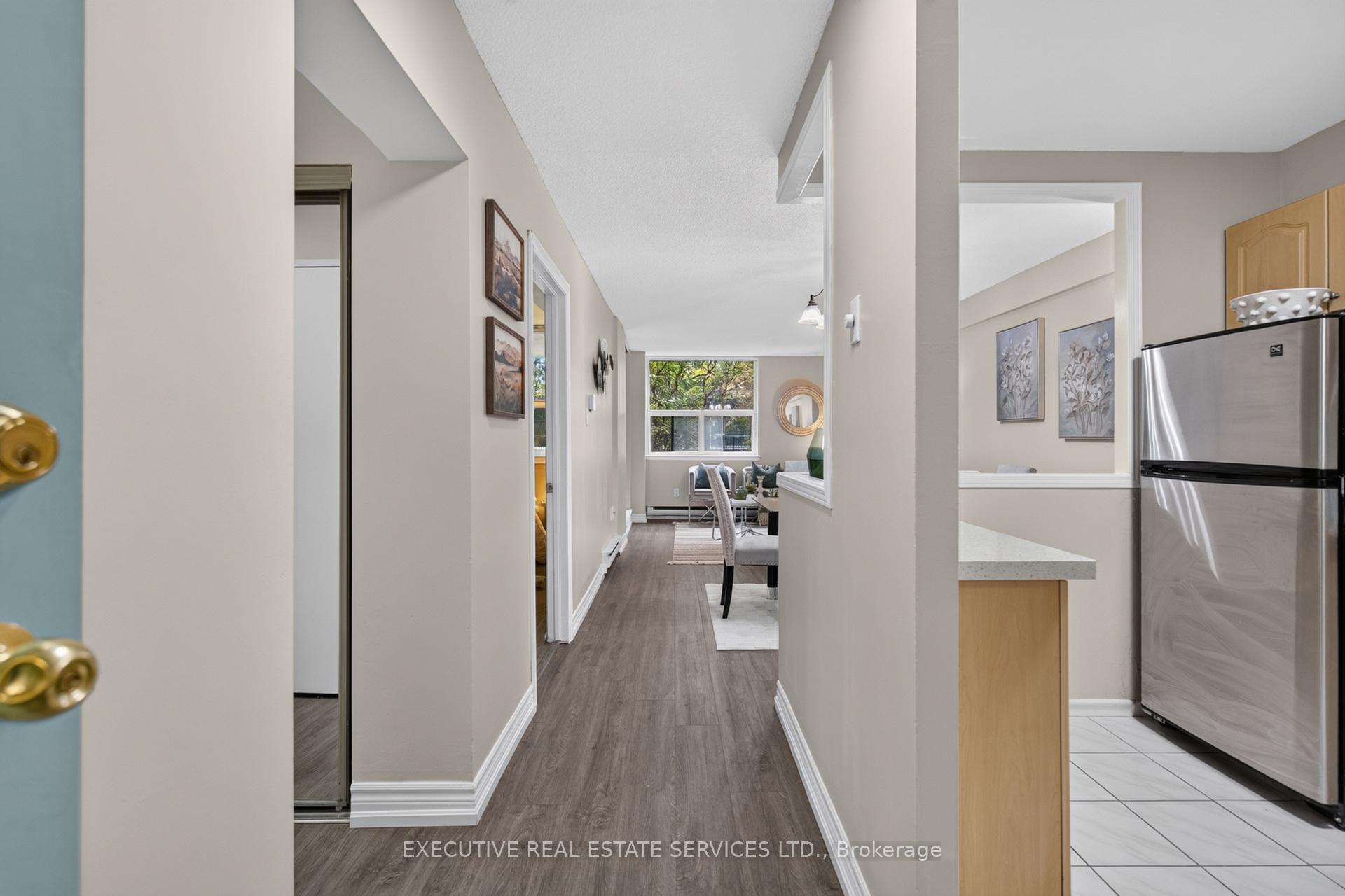 Photo 4 of Unit 106, 2500 Bridletowne Circle, Scarborough, L'Amoreaux — HOMEH