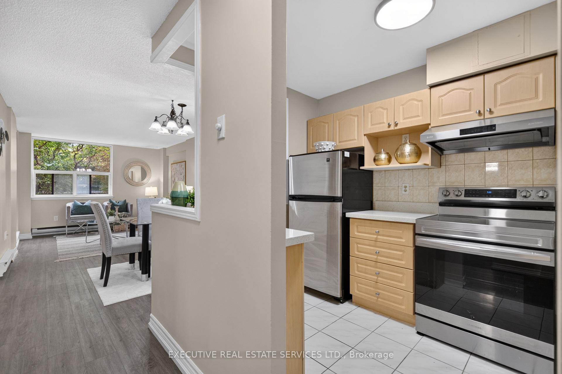 Photo 5 of Unit 106, 2500 Bridletowne Circle, Scarborough, L'Amoreaux — HOMEH