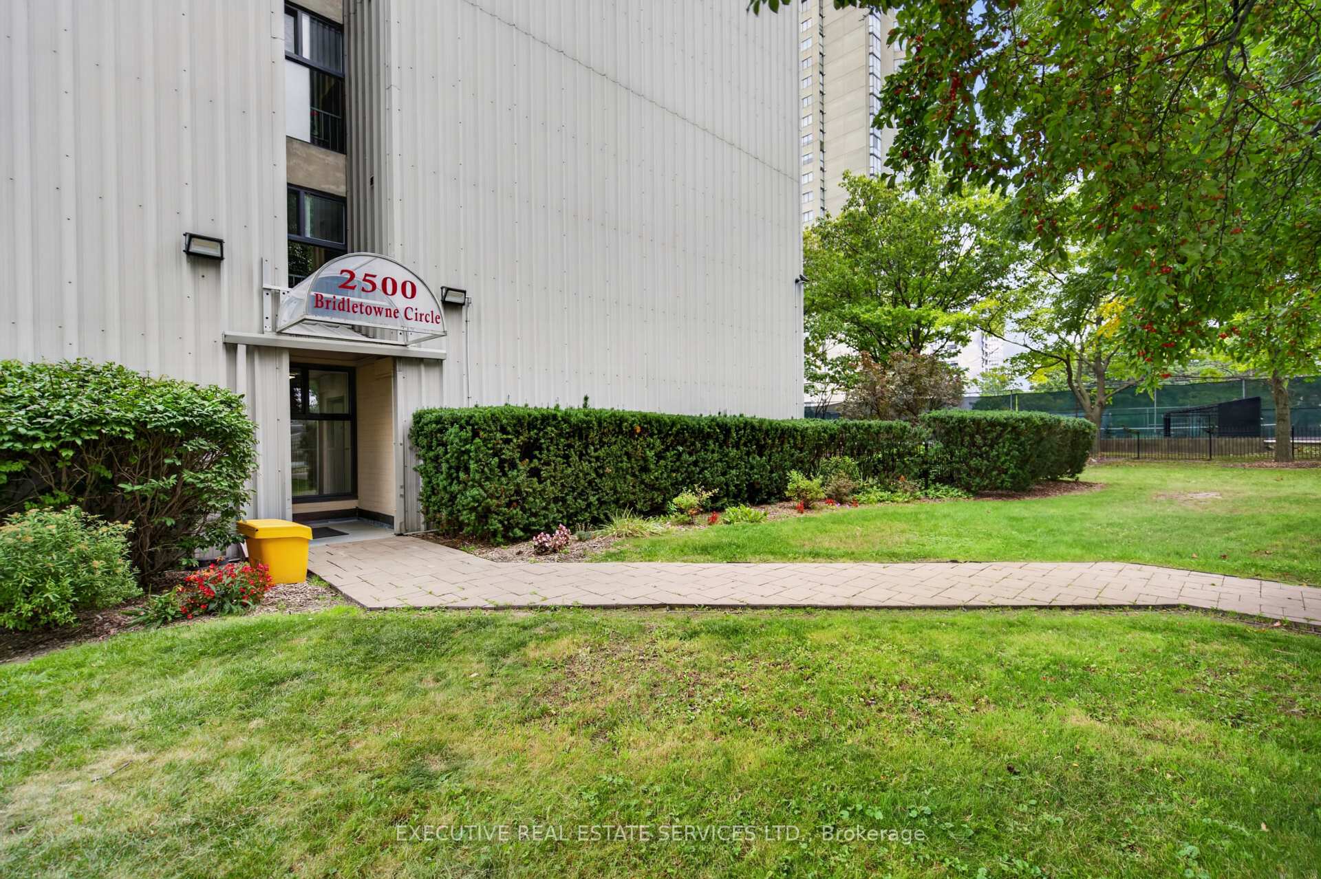 Photo 32 of Unit 106, 2500 Bridletowne Circle, Scarborough, L'Amoreaux — HOMEH
