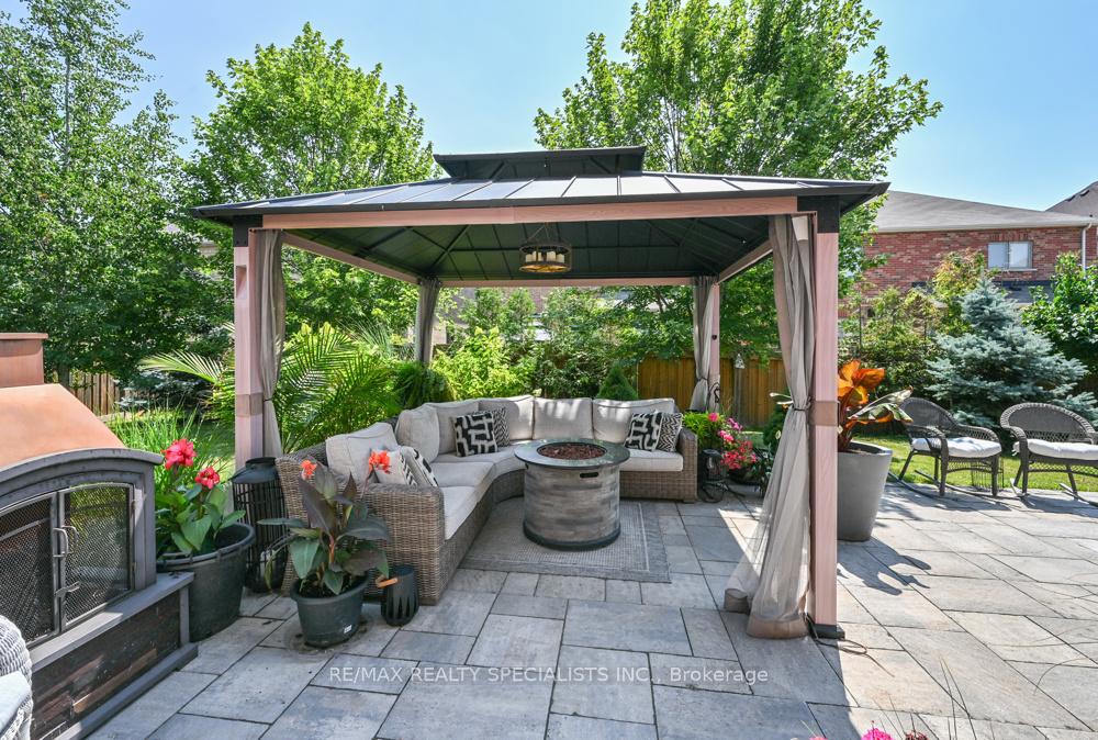 Photo 28 of 120 Rising Hill Ridge, Brampton, Bram West — HOMEH