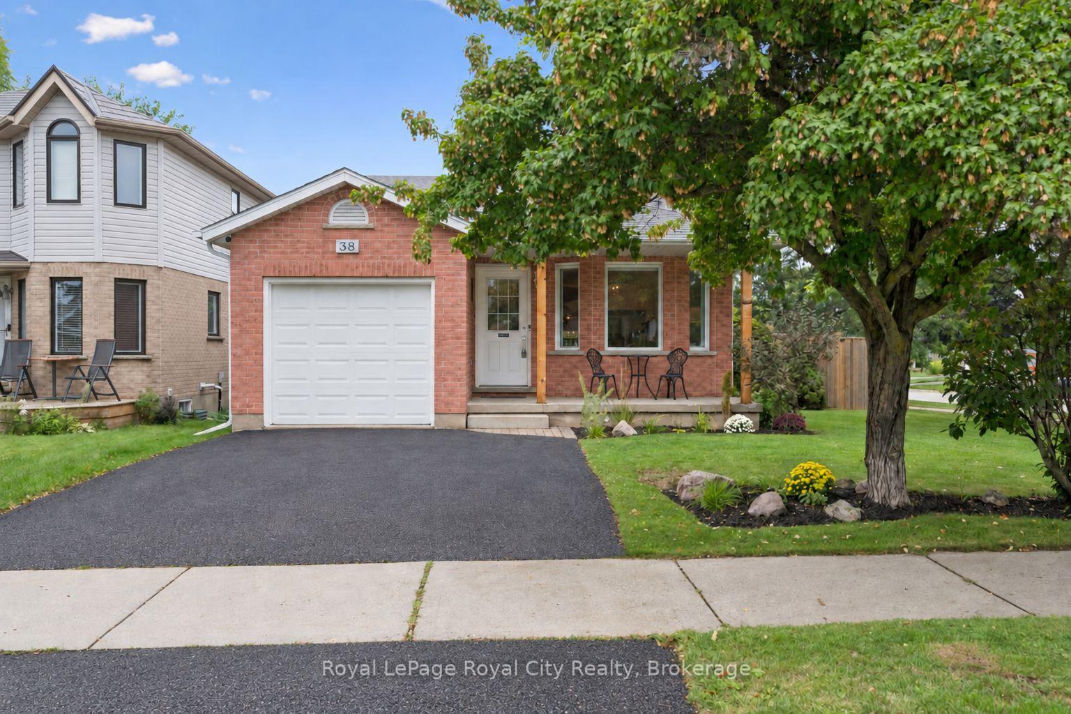Photo 40 of 38 Borland Drive, Guelph, Clairfields/Hanlon Business Park — HOMEH