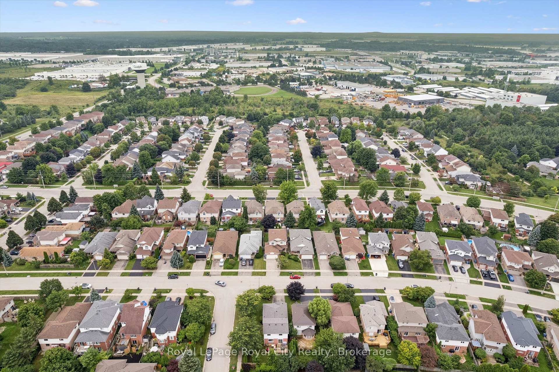 Photo 42 of 38 Borland Drive, Guelph, Clairfields/Hanlon Business Park — HOMEH