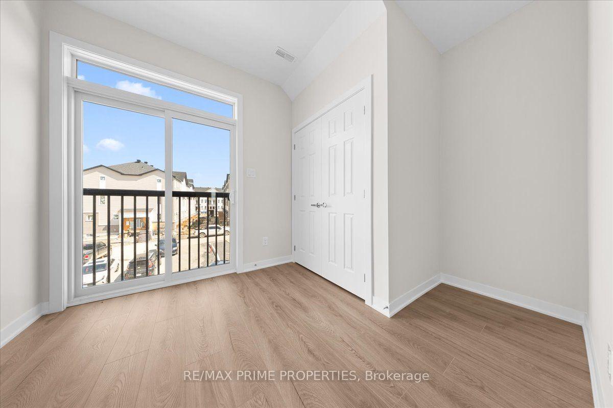 Photo 4 of 239 Lamarche Avenue, Ottawa, Chapel Hill South - Orleans Village — HOMEH