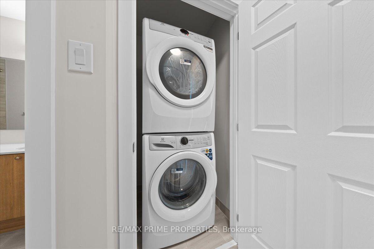 Photo 18 of 239 Lamarche Avenue, Ottawa, Chapel Hill South - Orleans Village — HOMEH