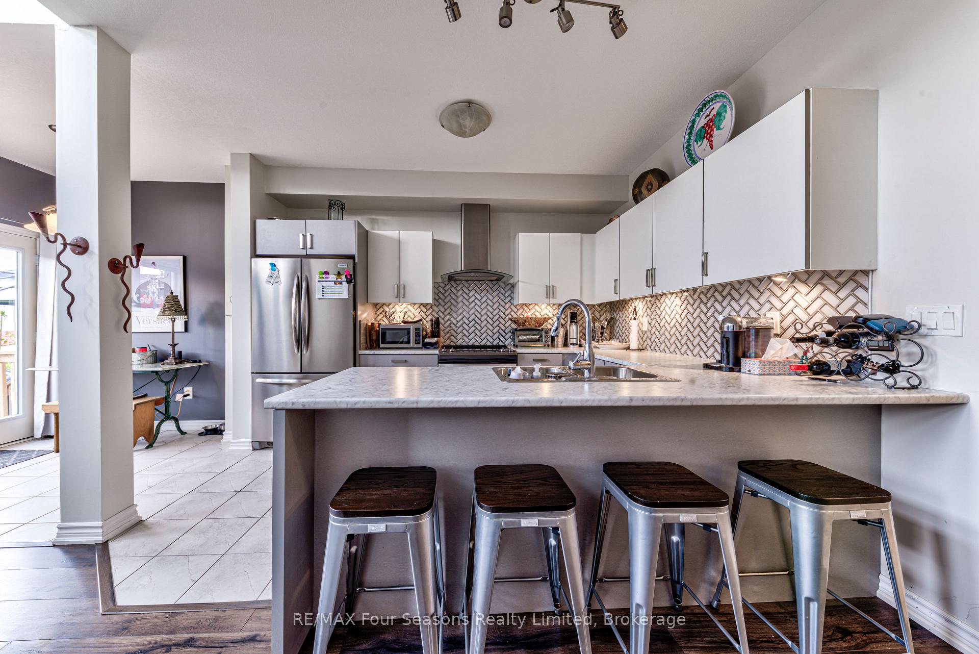 Photo 14 of 34 Lett Avenue, Collingwood — HOMEH