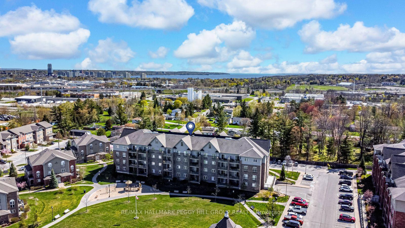 Photo of Unit 305, 45 Ferndale Drive S