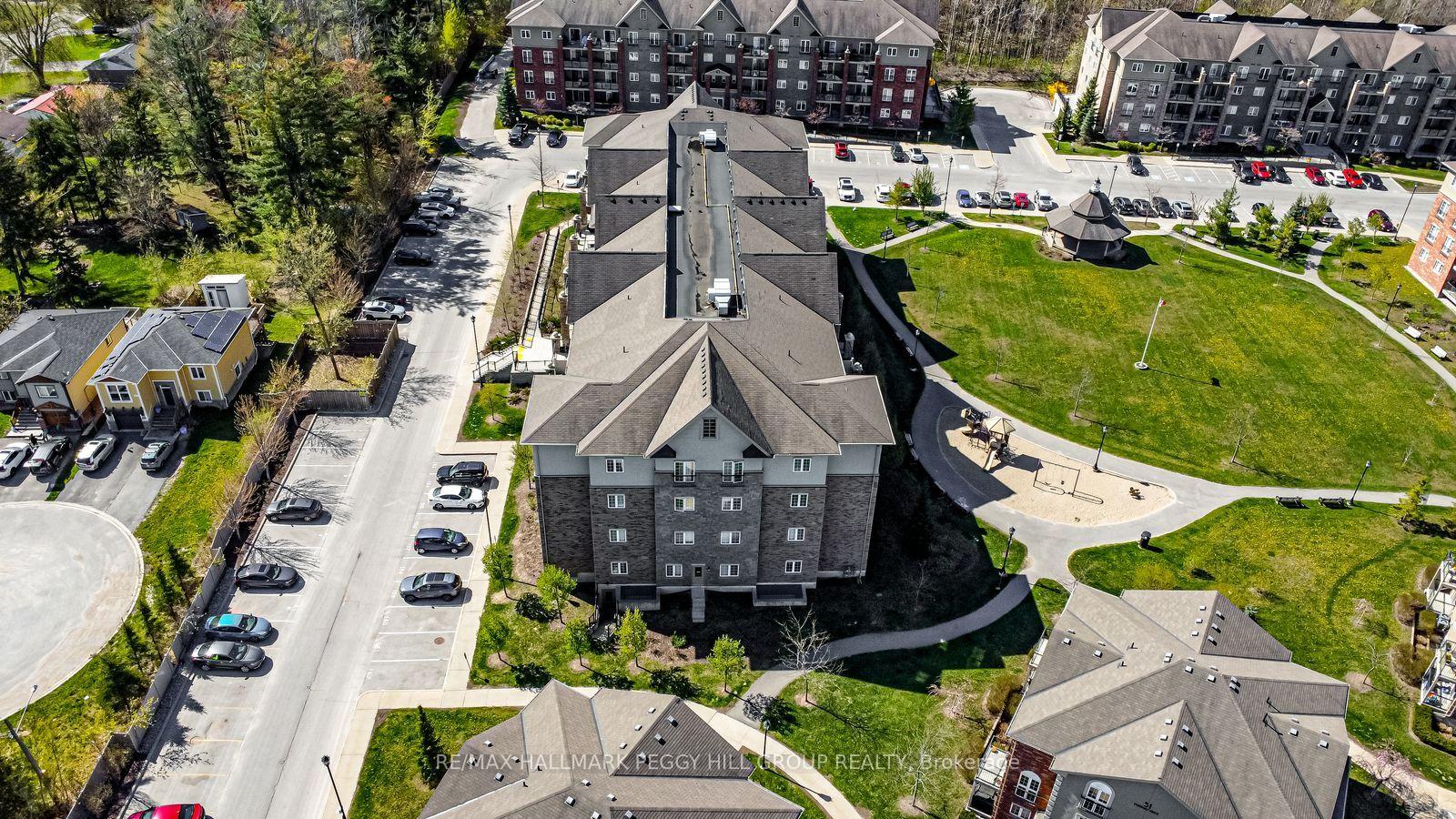 Photo 2 of Unit 305, 45 Ferndale Drive S, Barrie, Ardagh — HOMEH