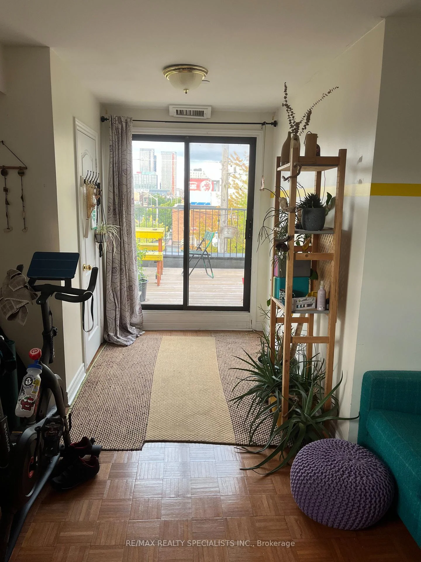 Photo 16 of Unit 401, 826 Bloor Street, Toronto, Palmerston-Little Italy — HOMEH