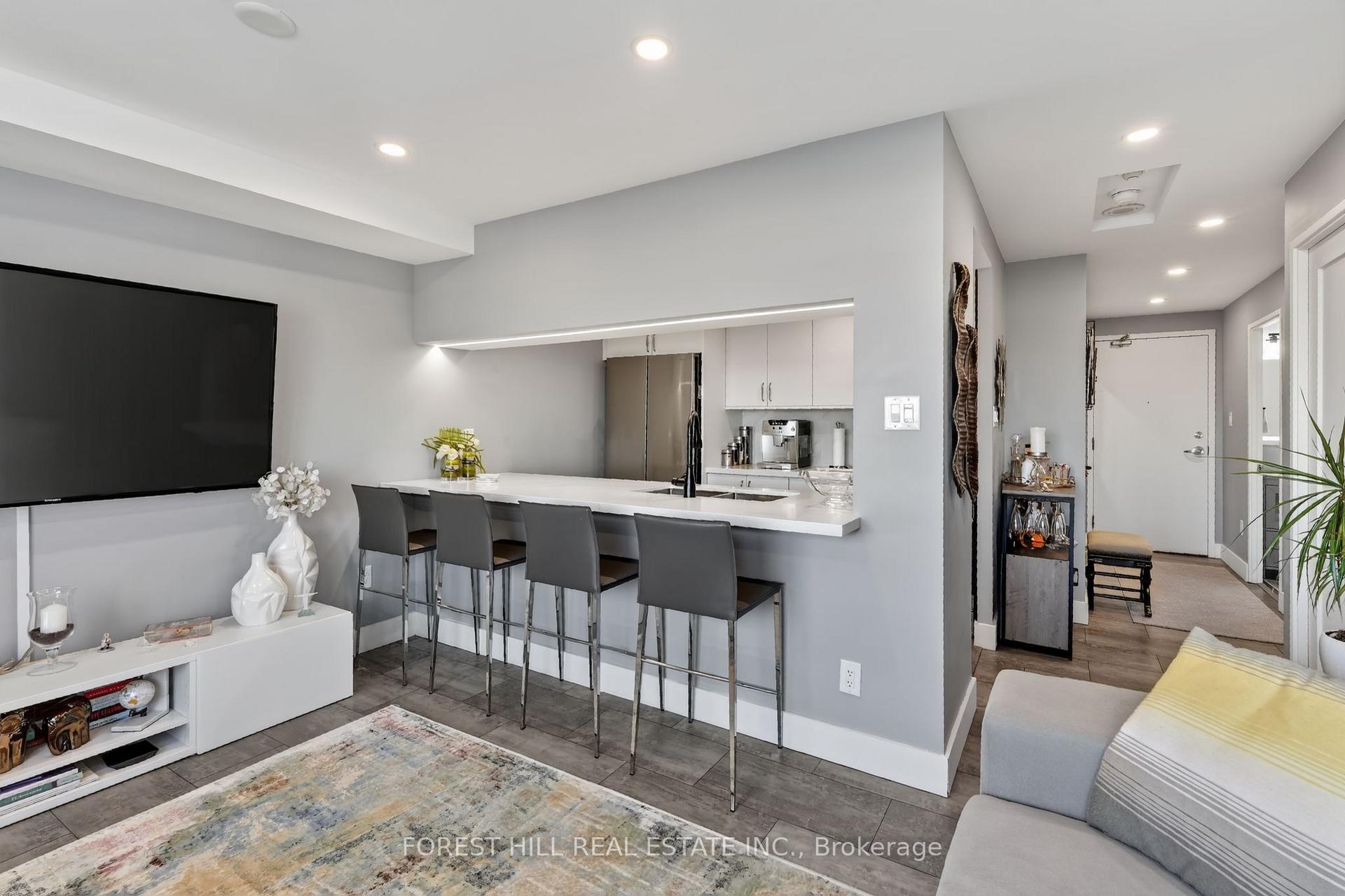 Photo 6 of Unit 1407, 101 Subway Crescent, Etobicoke, Islington-City Centre West — HOMEH