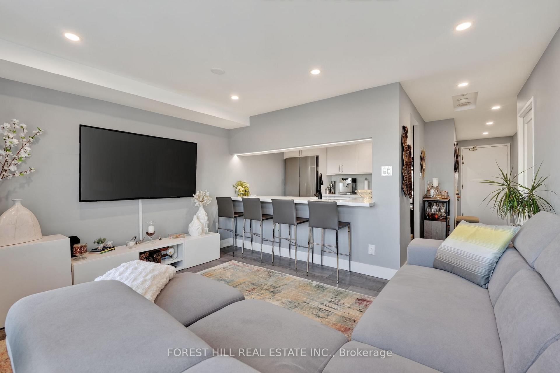 Photo 7 of Unit 1407, 101 Subway Crescent, Etobicoke, Islington-City Centre West — HOMEH