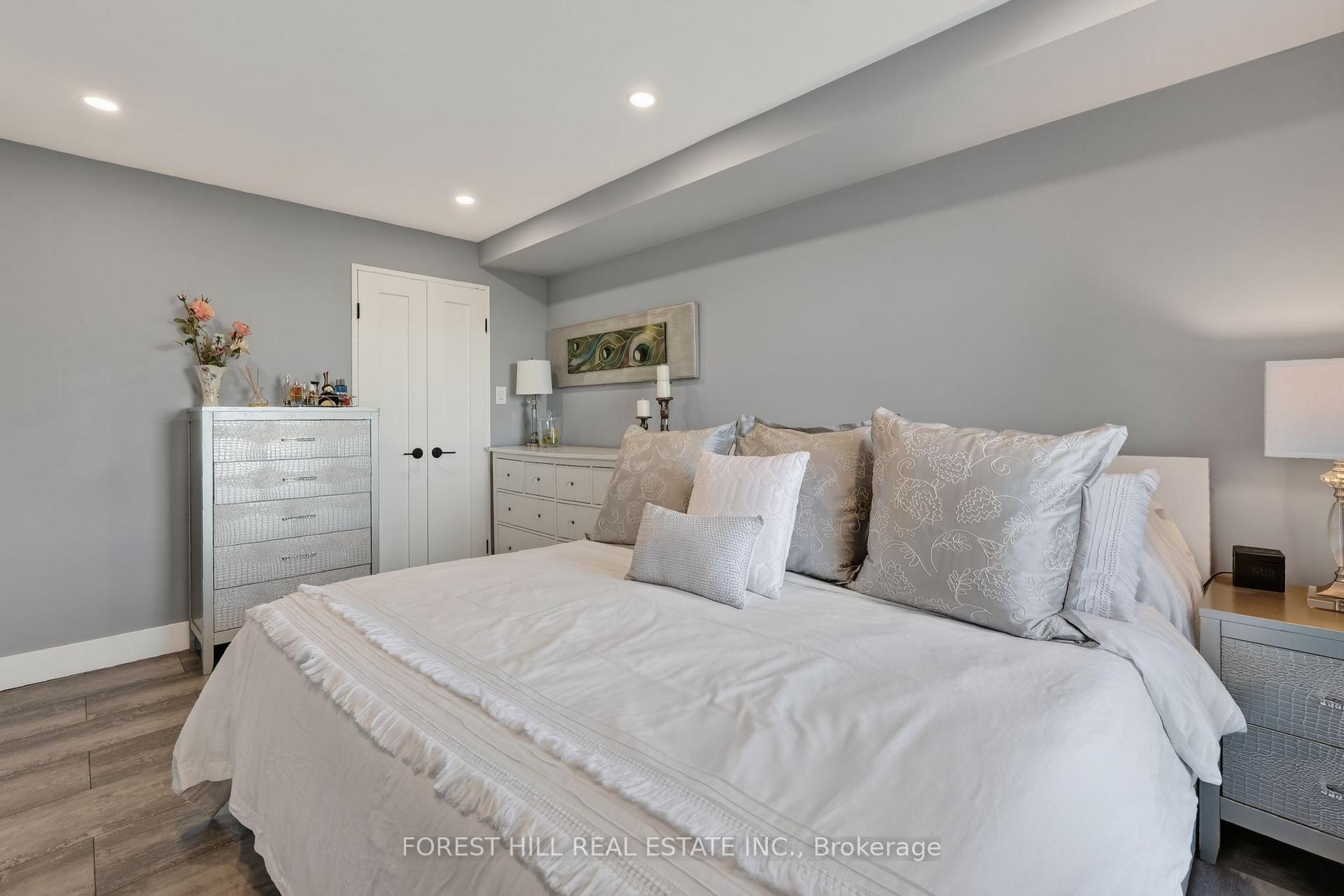 Photo 11 of Unit 1407, 101 Subway Crescent, Etobicoke, Islington-City Centre West — HOMEH