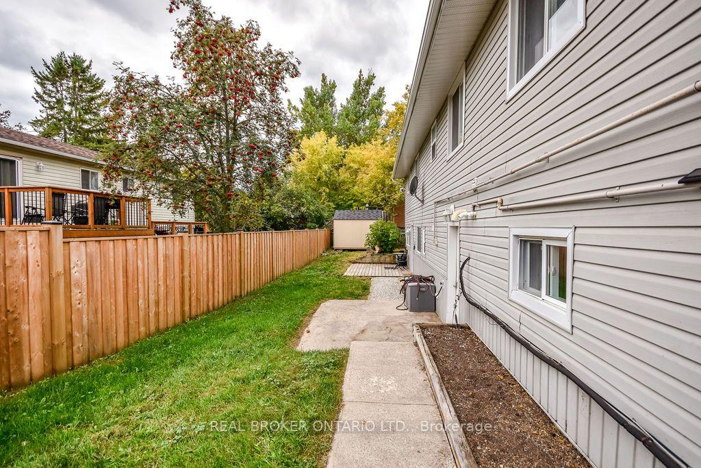 Photo 4 of 217 John Street, Clearview, Stayner — HOMEH