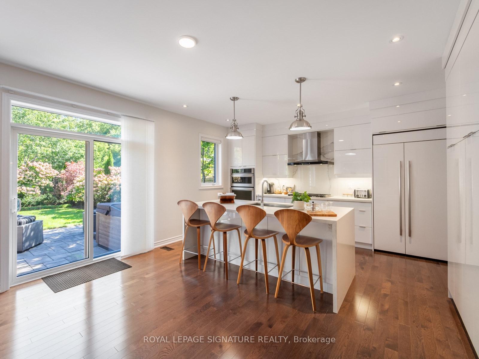 Photo 15 of 35 Acheson Boulevard, Scarborough, Centennial Scarborough — HOMEH