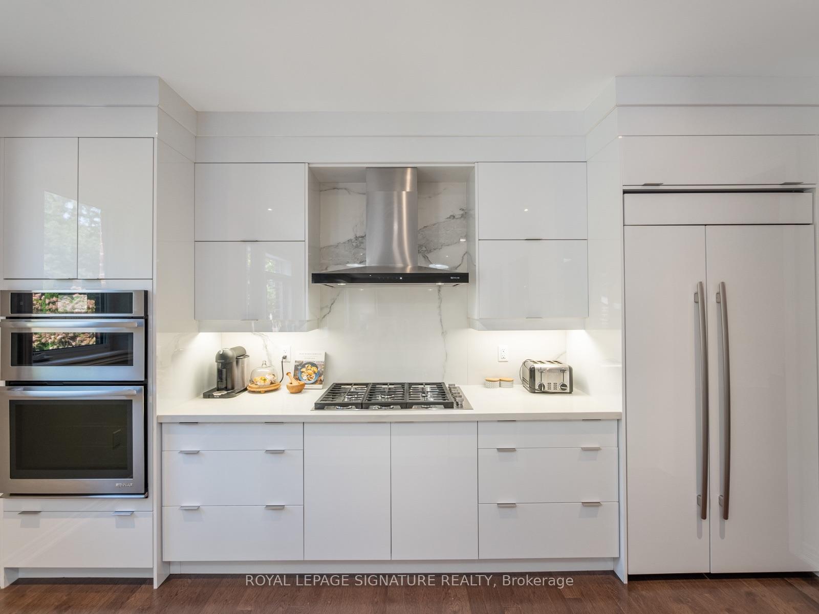 Photo 16 of 35 Acheson Boulevard, Scarborough, Centennial Scarborough — HOMEH