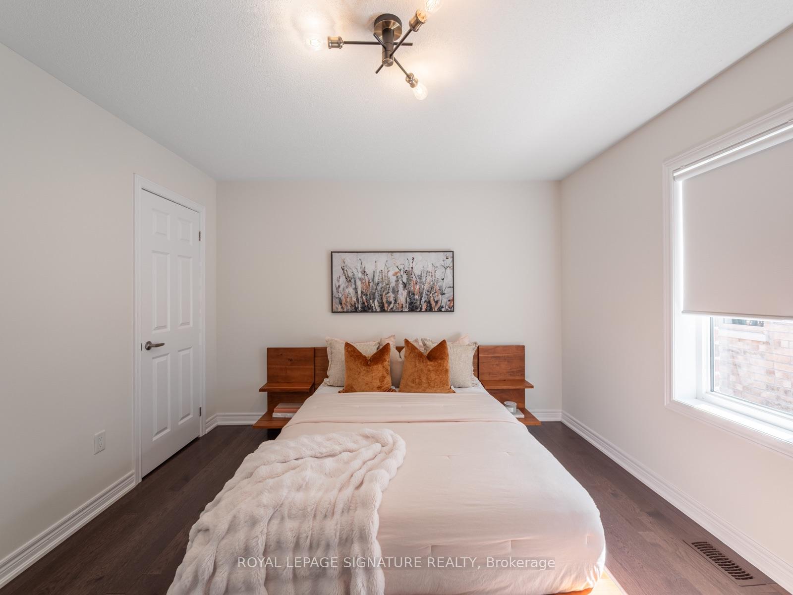 Photo 25 of 35 Acheson Boulevard, Scarborough, Centennial Scarborough — HOMEH
