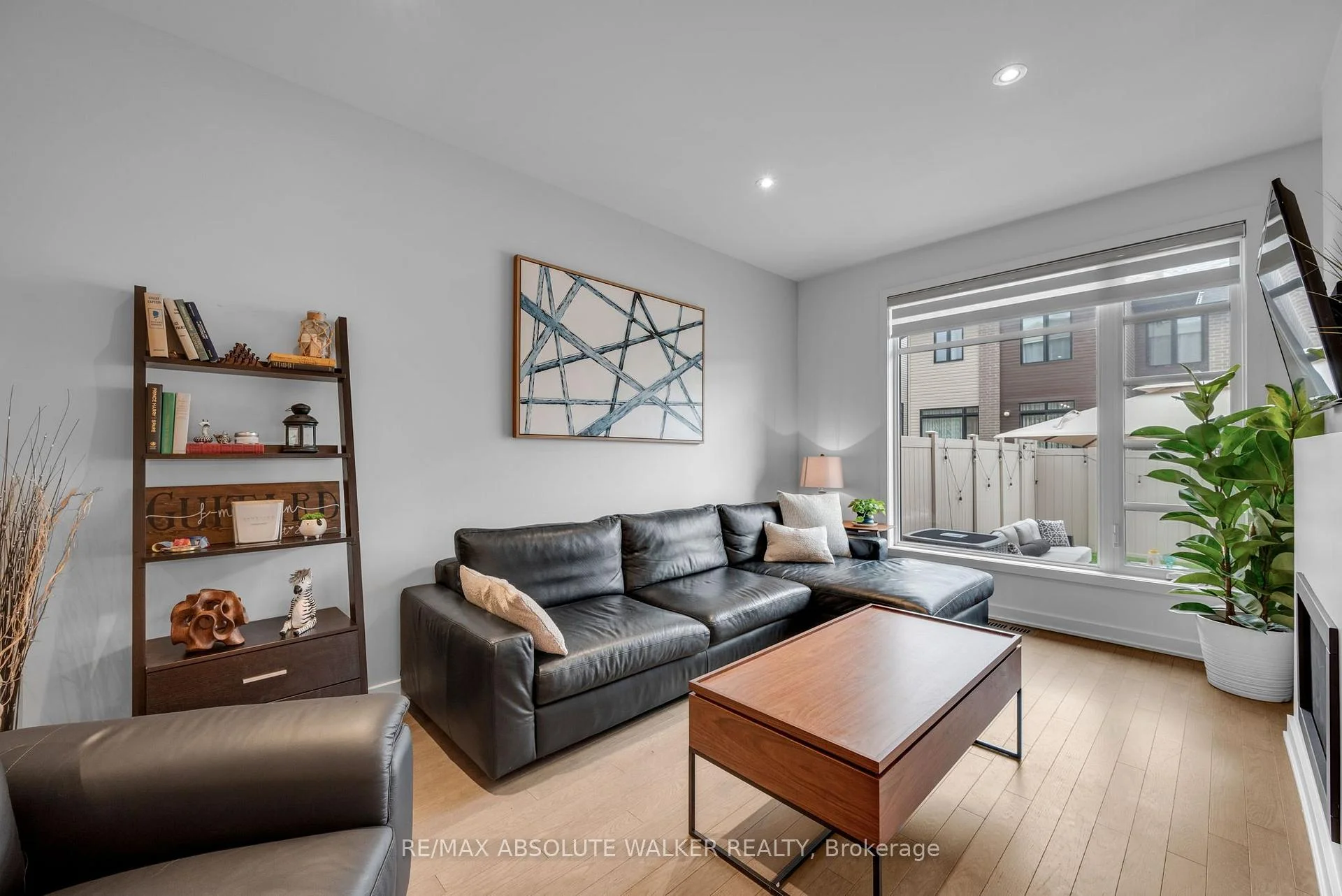 Photo 7 of 235 Pisces Terrace, Ottawa, Leitrim — HOMEH