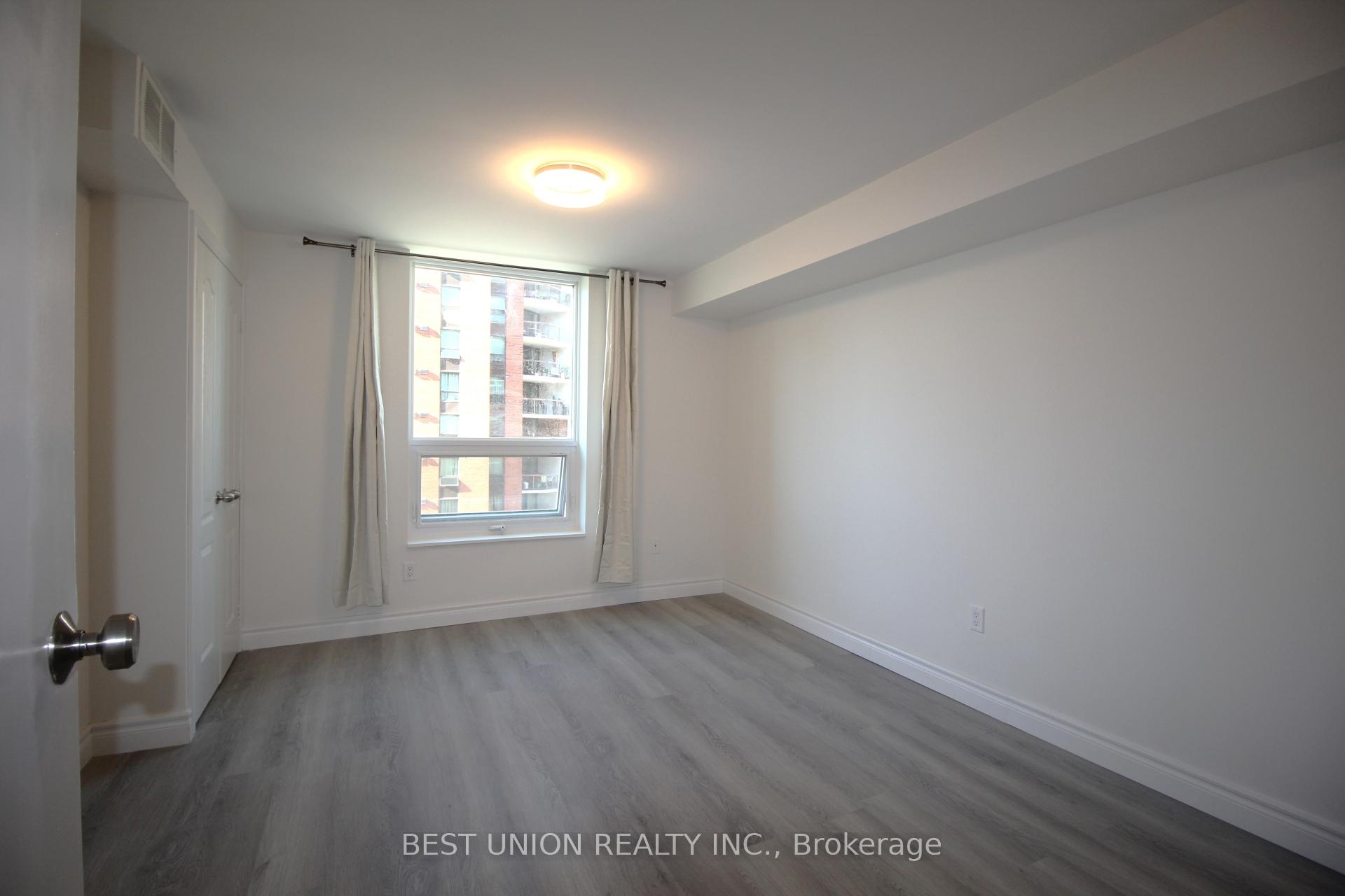 Photo 7 of Unit 1209, 77 Maitland Place, Toronto, Cabbagetown-South St. James Town — HOMEH