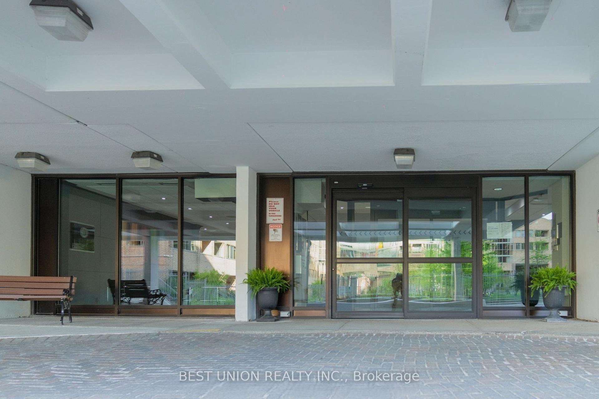 Photo 17 of Unit 1209, 77 Maitland Place, Toronto, Cabbagetown-South St. James Town — HOMEH