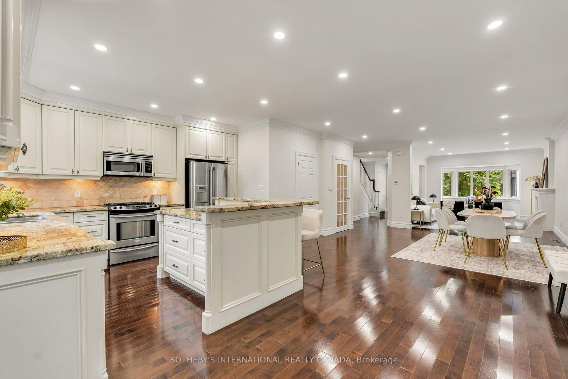 Photo 21 of 122 Brentcliffe Road, Toronto, Leaside — HOMEH