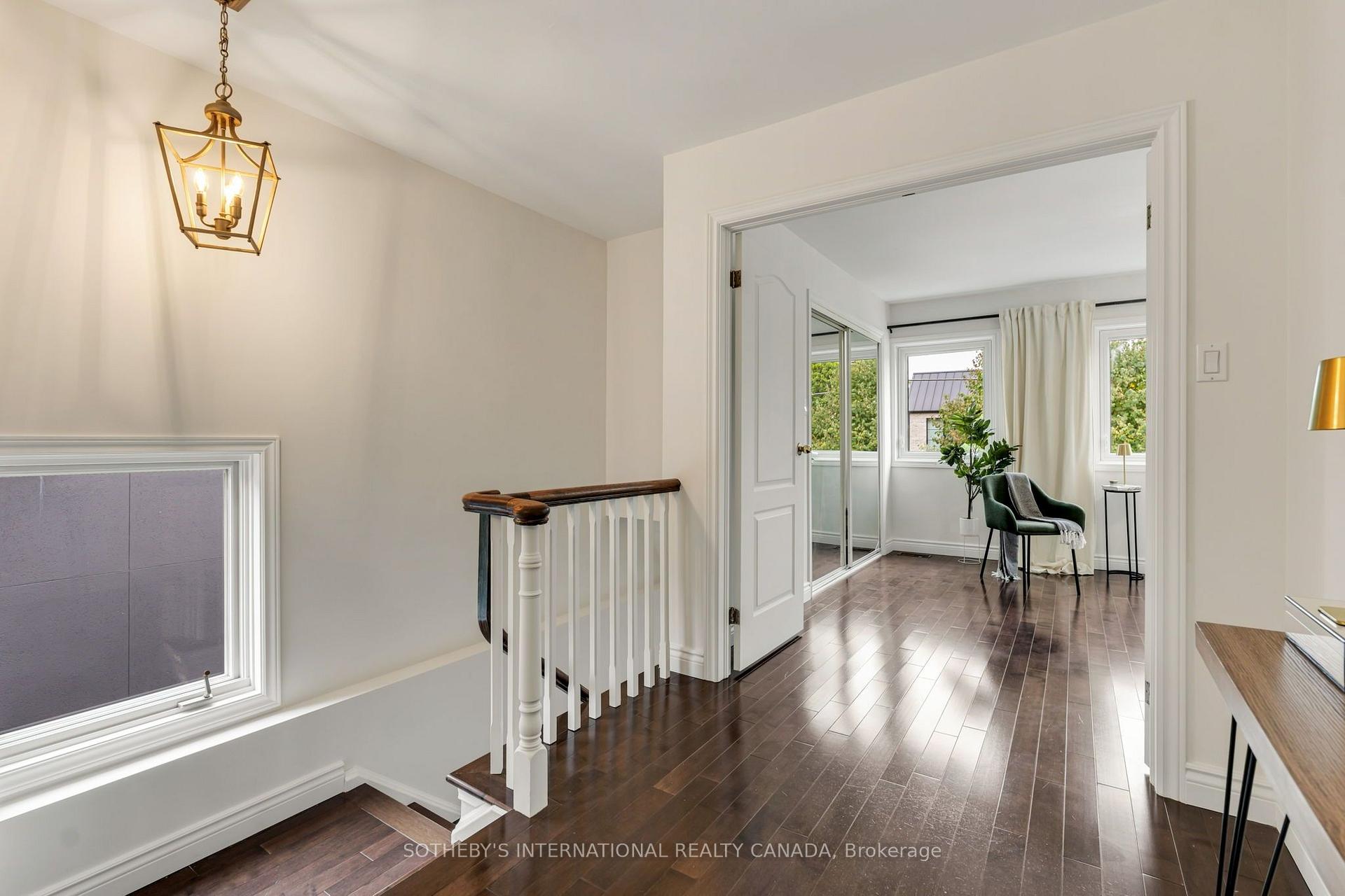 Photo 27 of 122 Brentcliffe Road, Toronto, Leaside — HOMEH